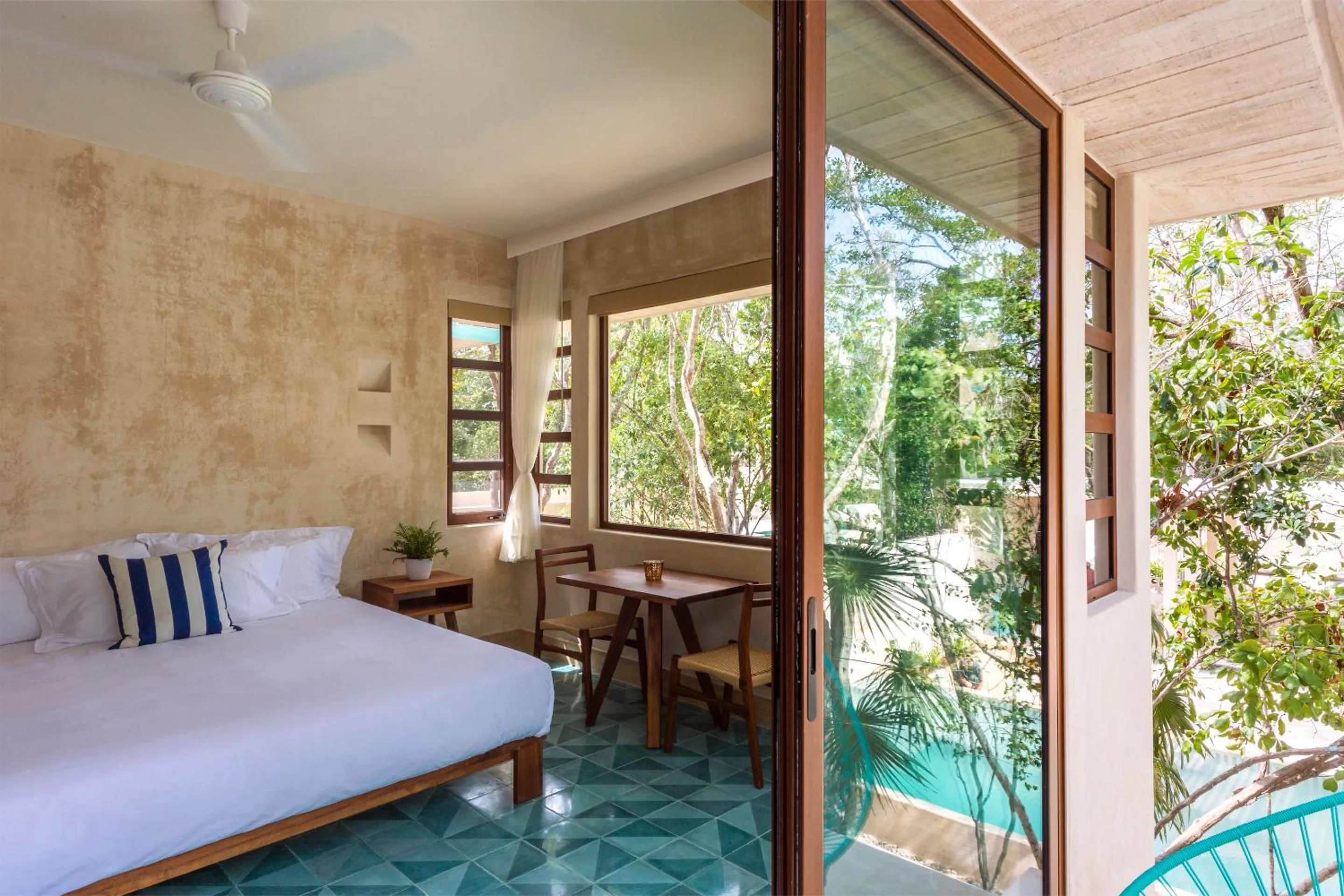 Bed in Hotel Tiki Tiki Tulum