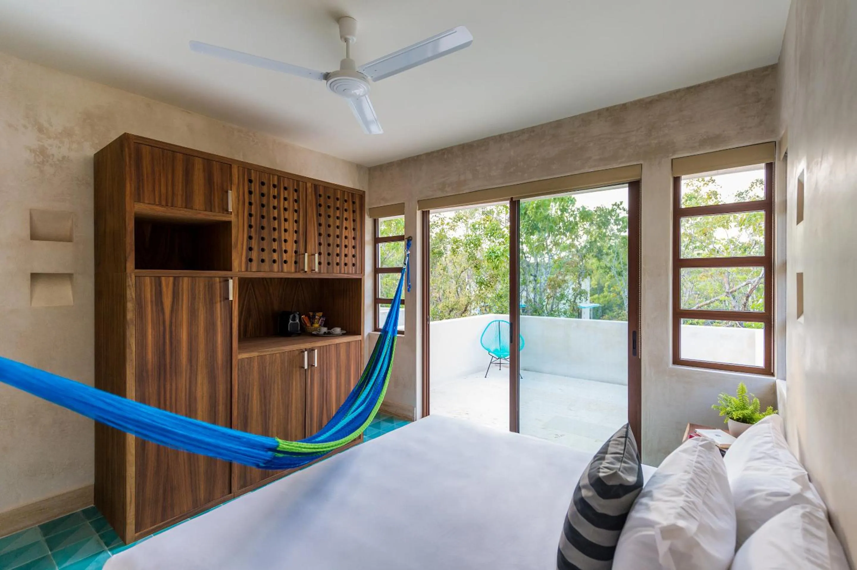 Bedroom, Bed in Hotel Tiki Tiki Tulum