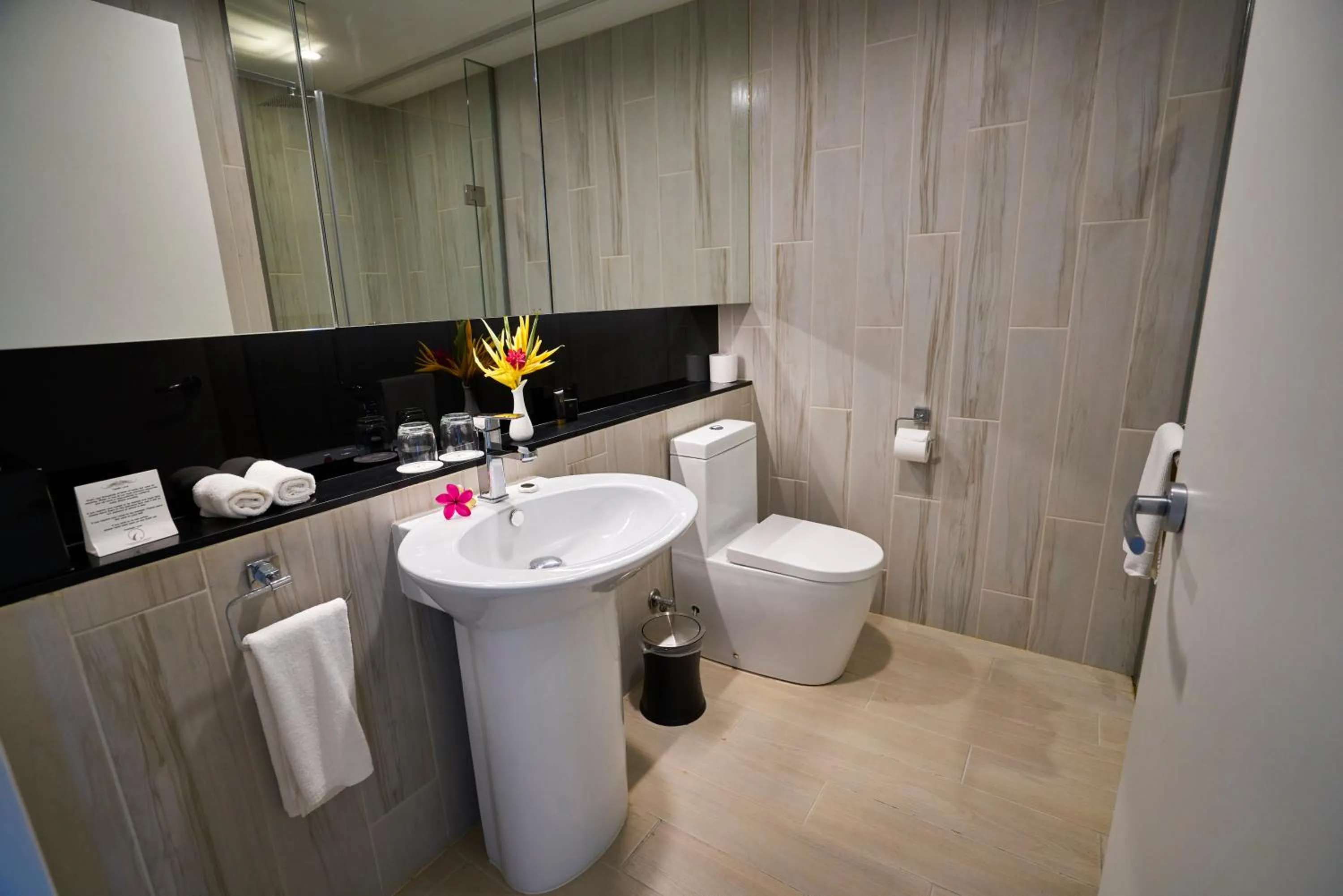 Toilet in Taumeasina Island Resort