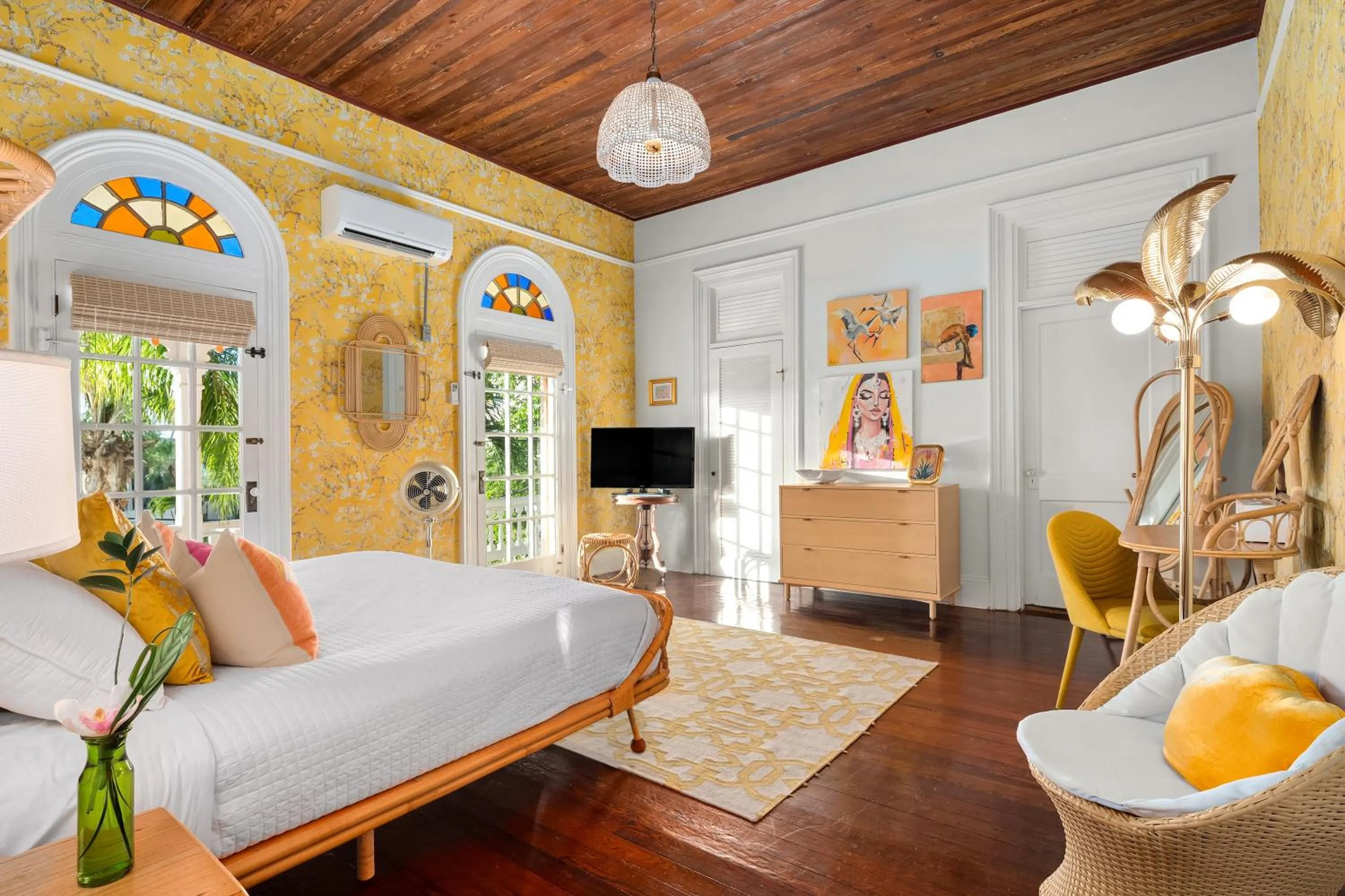 Photo of the whole room, Bed in Marreros Guest Mansion - Adult Only