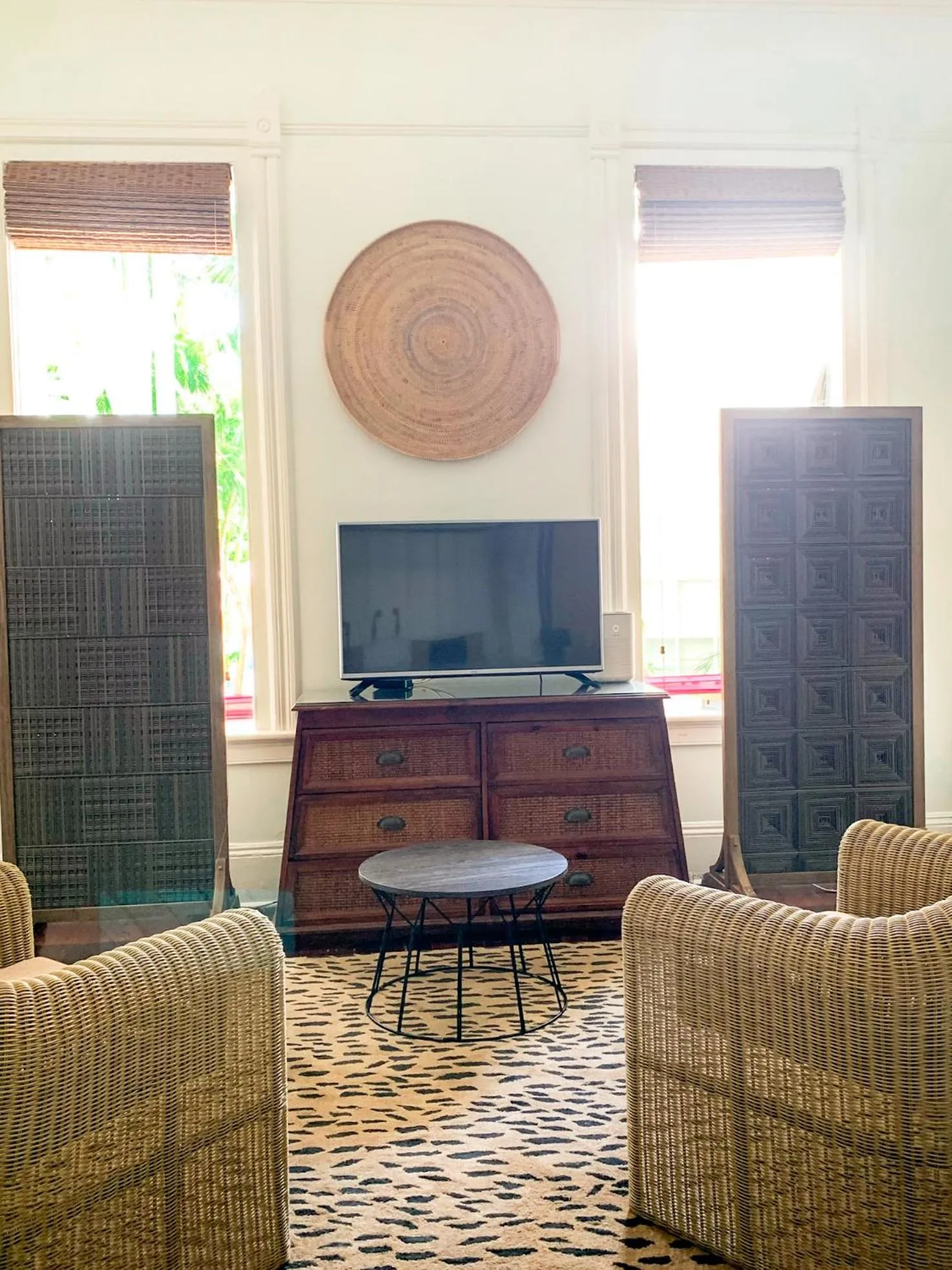 TV and multimedia in Marreros Guest Mansion - Adult Only