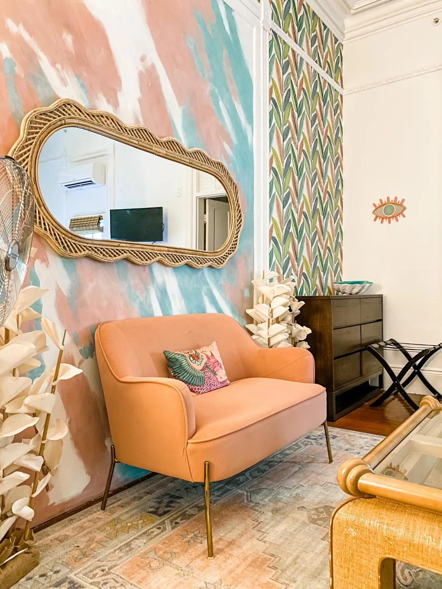 Seating area in Marreros Guest Mansion - Adult Only