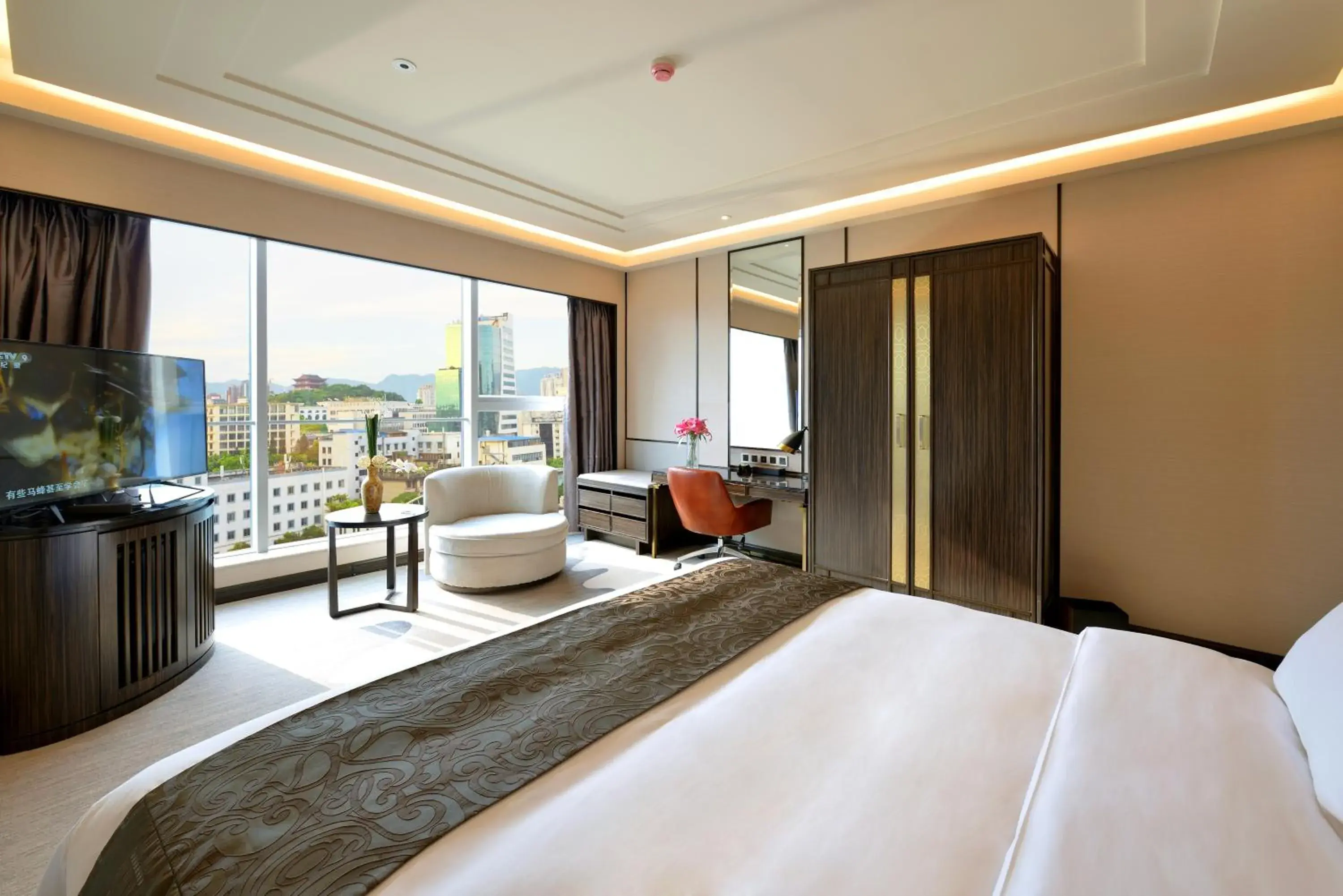 Executive Double Room with City View in Fuzhou Lakeside Hotel Executive Double Room with City View in Fuzhou Lakeside Hotel