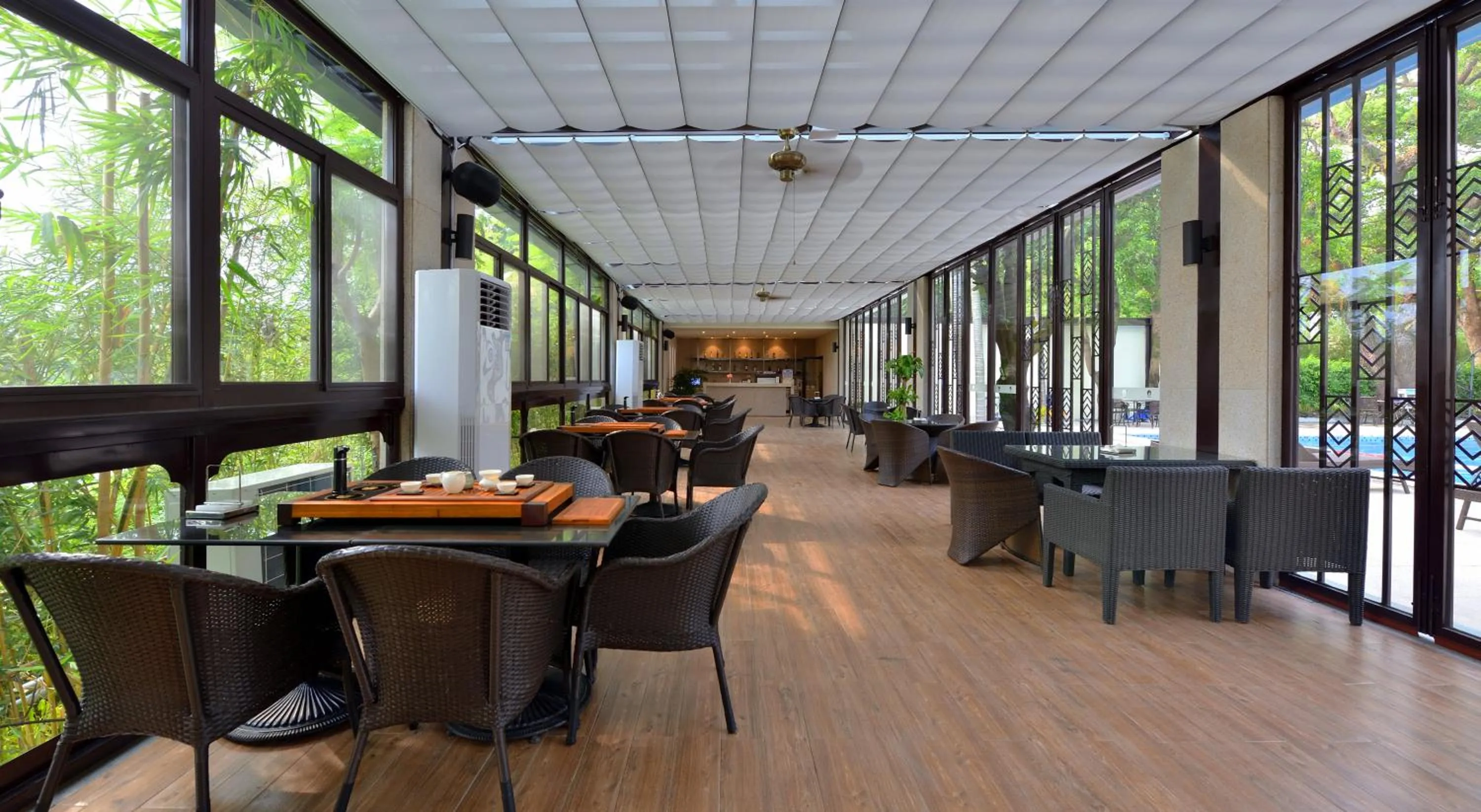 Coffee/tea facilities in Fuzhou Lakeside Hotel