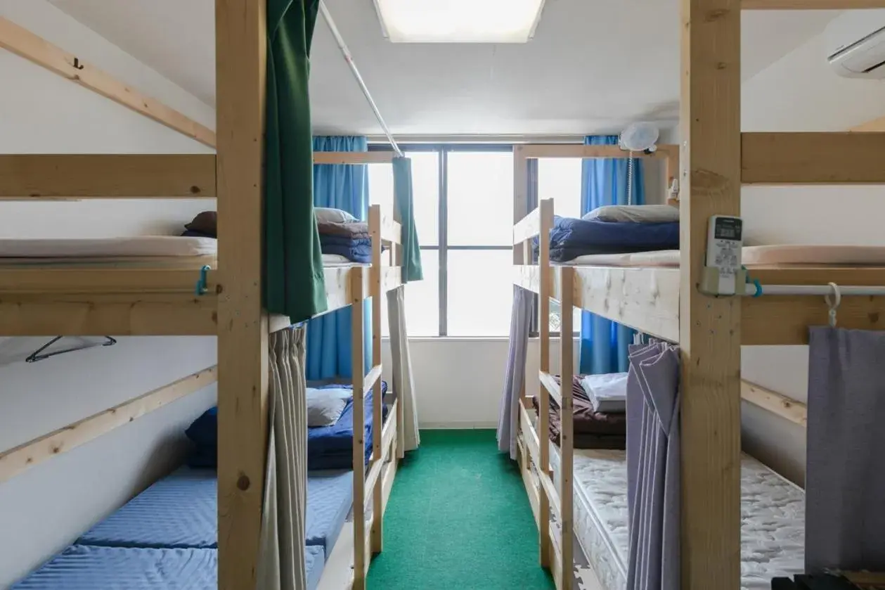 Quadruple Room with Shared Bathroom - single occupancy in Travellersdou Kirinya Quadruple Room with Shared Bathroom - single occupancy in Travellersdou Kirinya