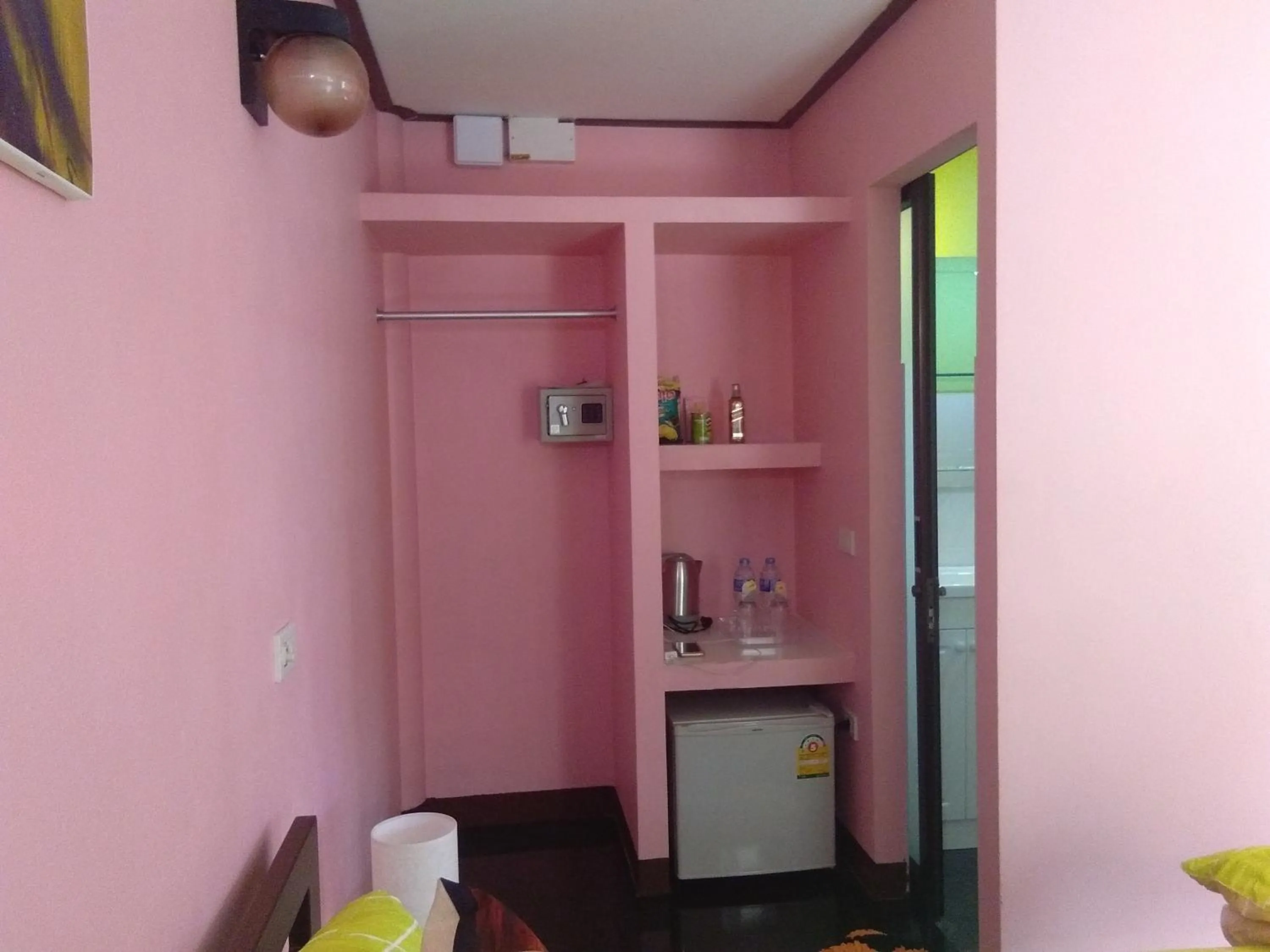 Coffee/tea facilities in Grand Tree