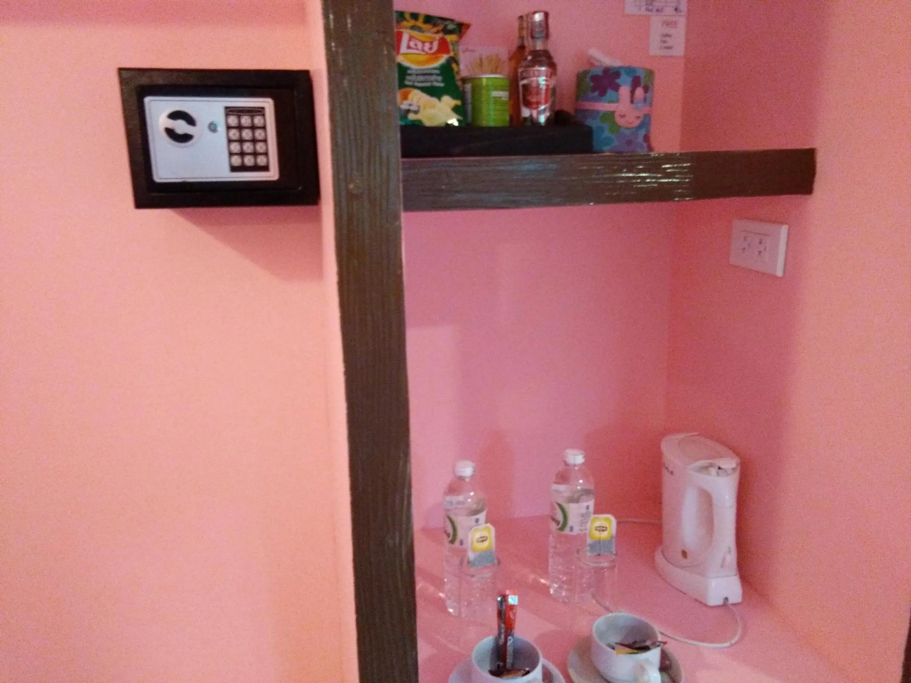 Coffee/tea facilities in Grand Tree