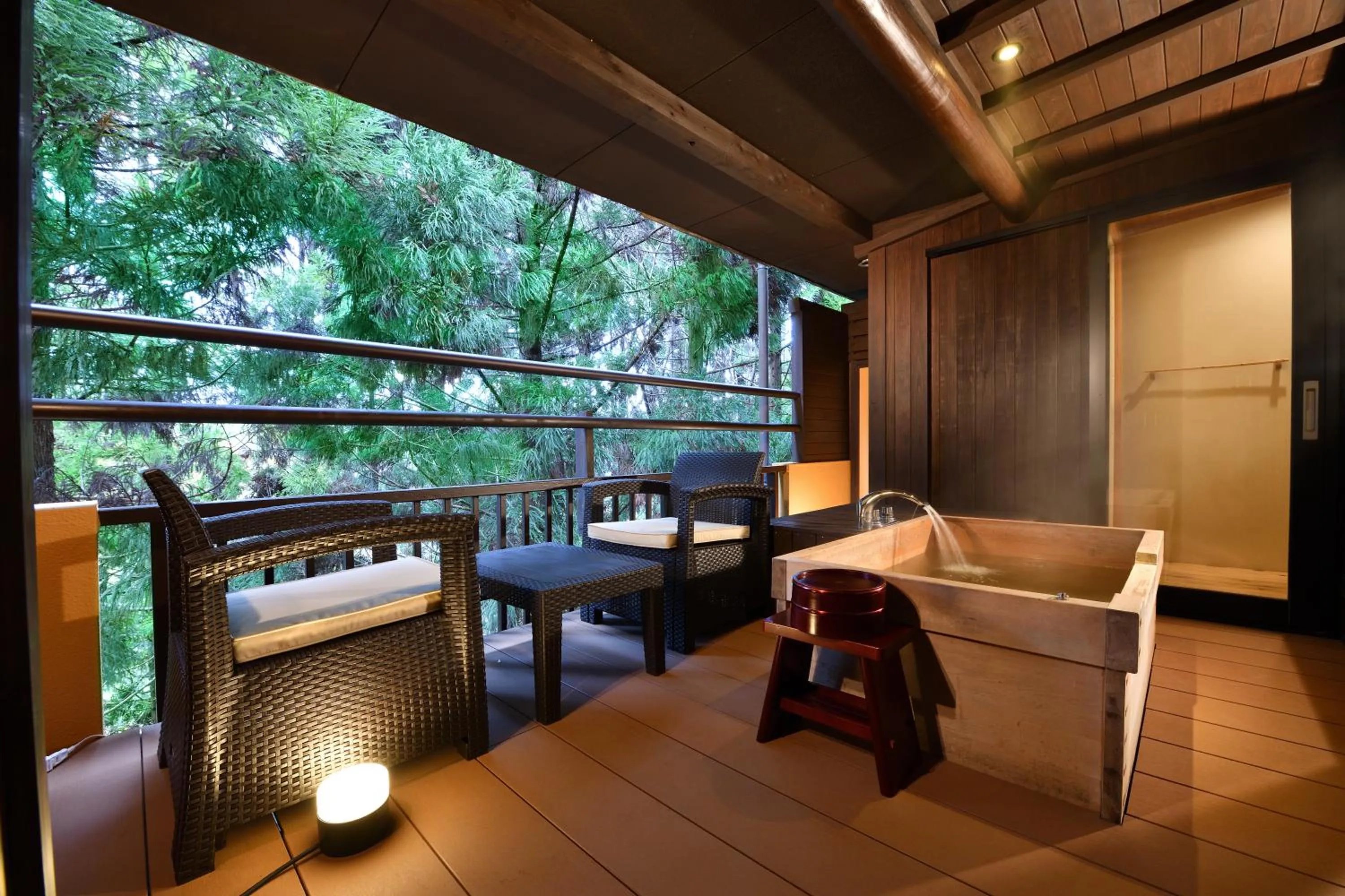 Balcony/Terrace in Yunogo Onsen HOTEL YUNOMORI BISYUNKAKU