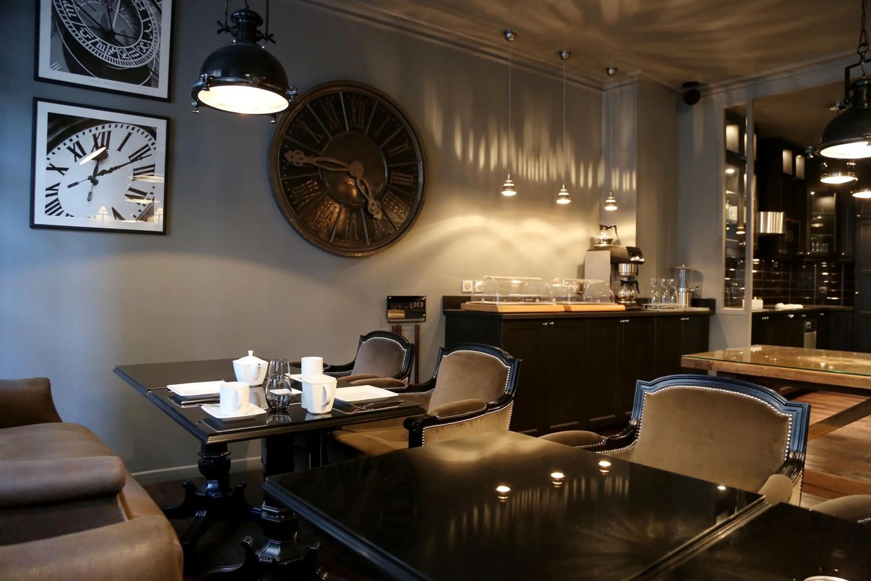 Lounge or bar in Hotel Saint-Louis Pigalle