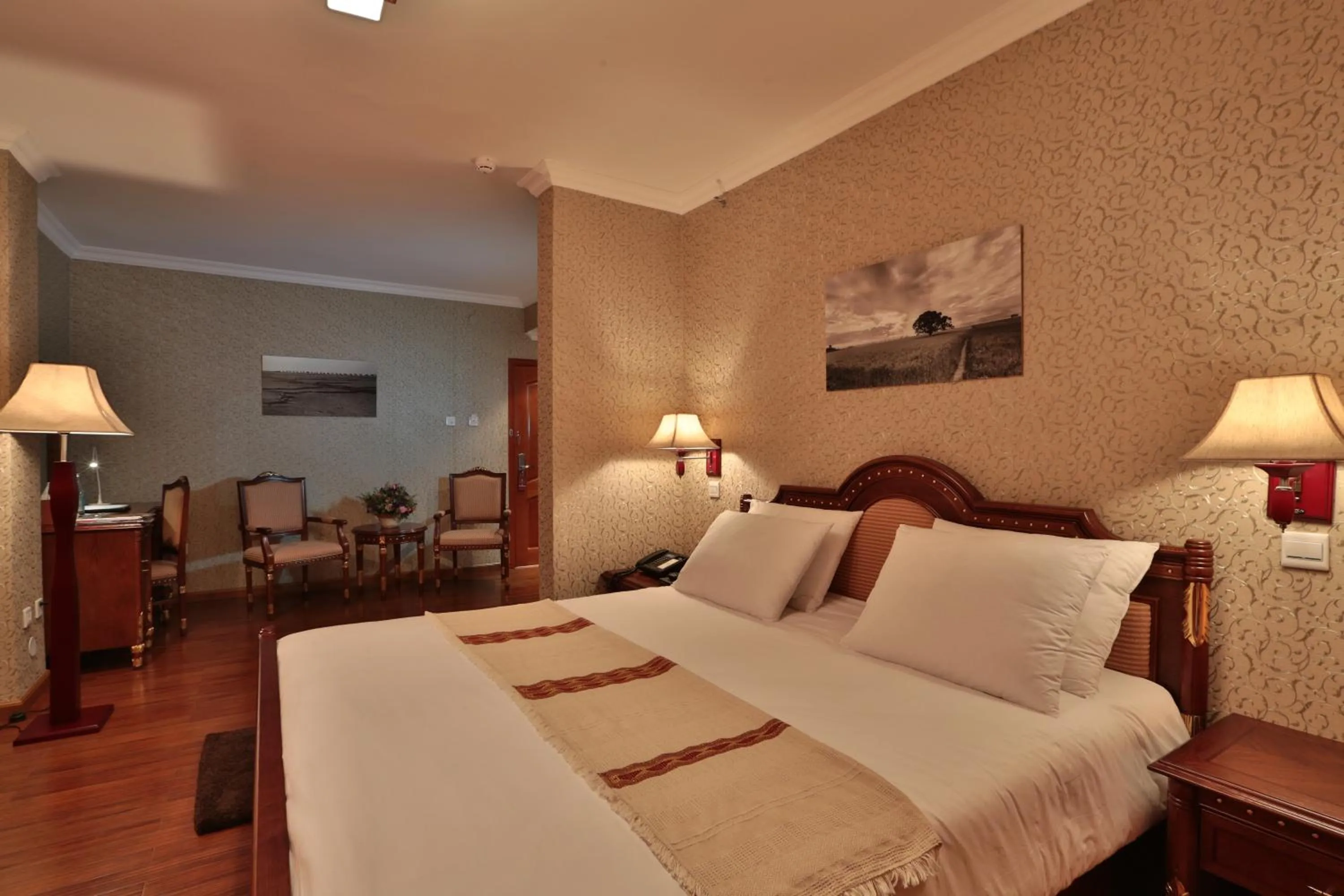 Bedroom, Bed in Abyssinia Renaissance Hotel