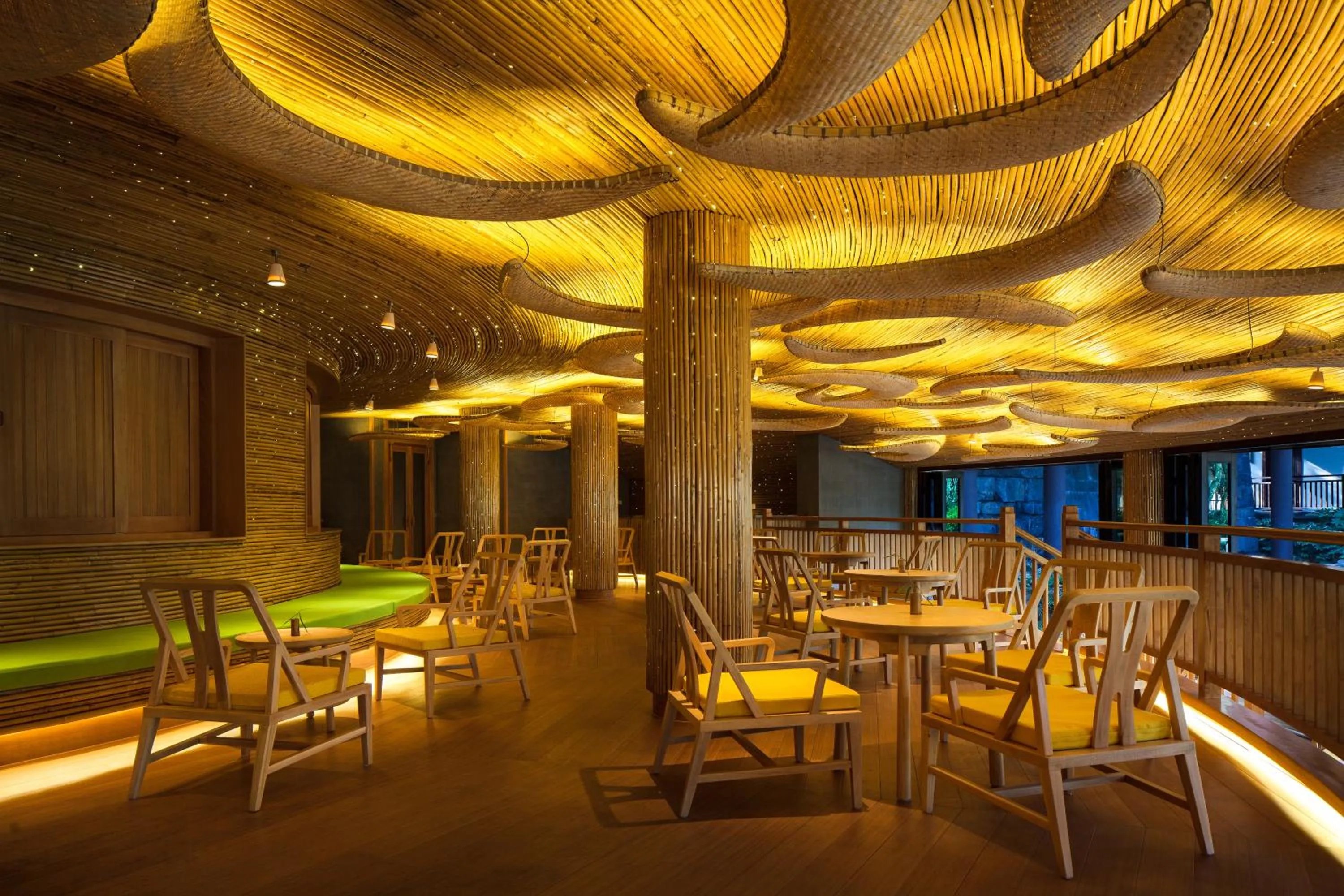 Lounge or bar in Six Senses Qing Cheng Mountain