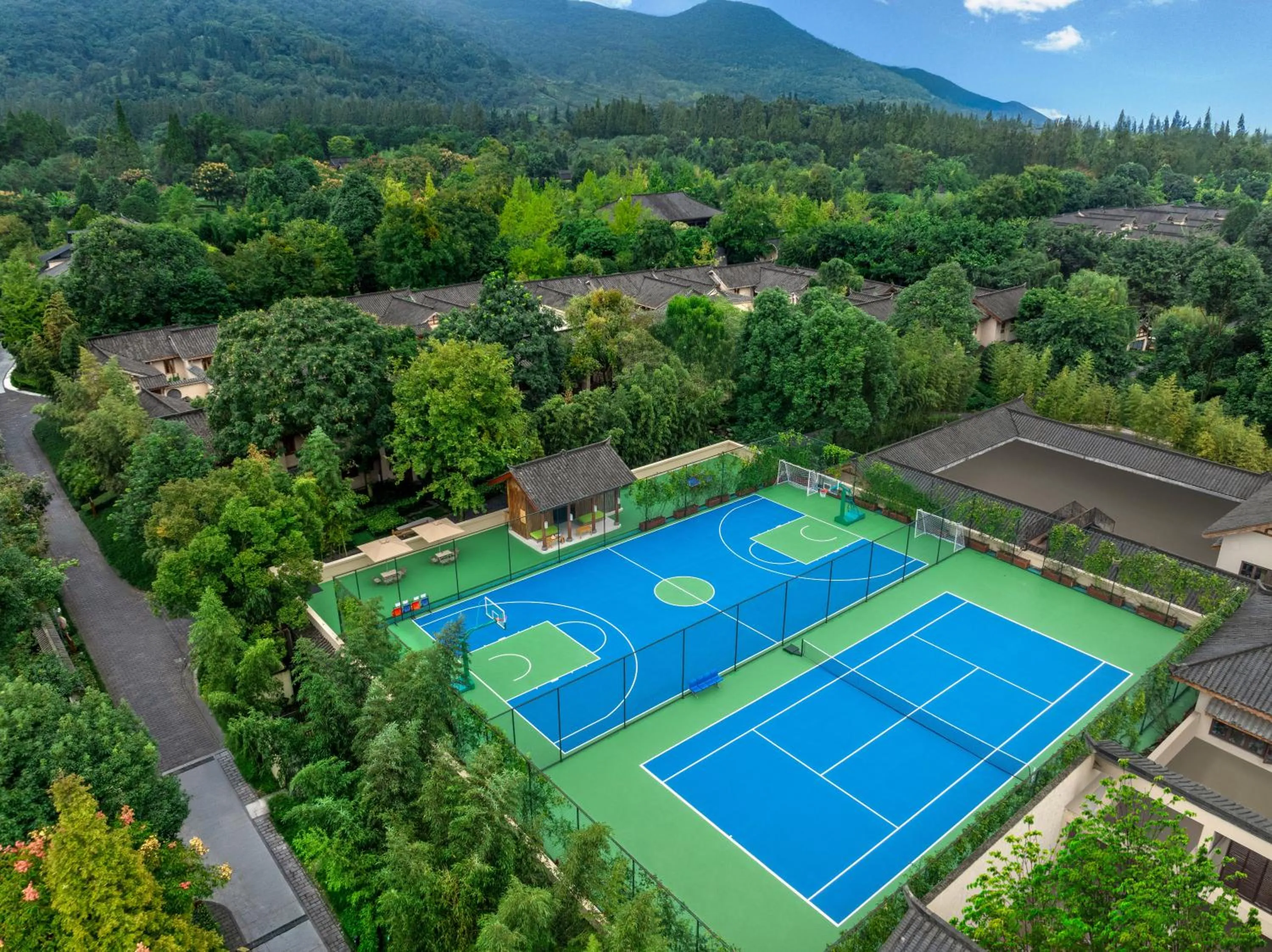 Tennis court in Six Senses Qing Cheng Mountain