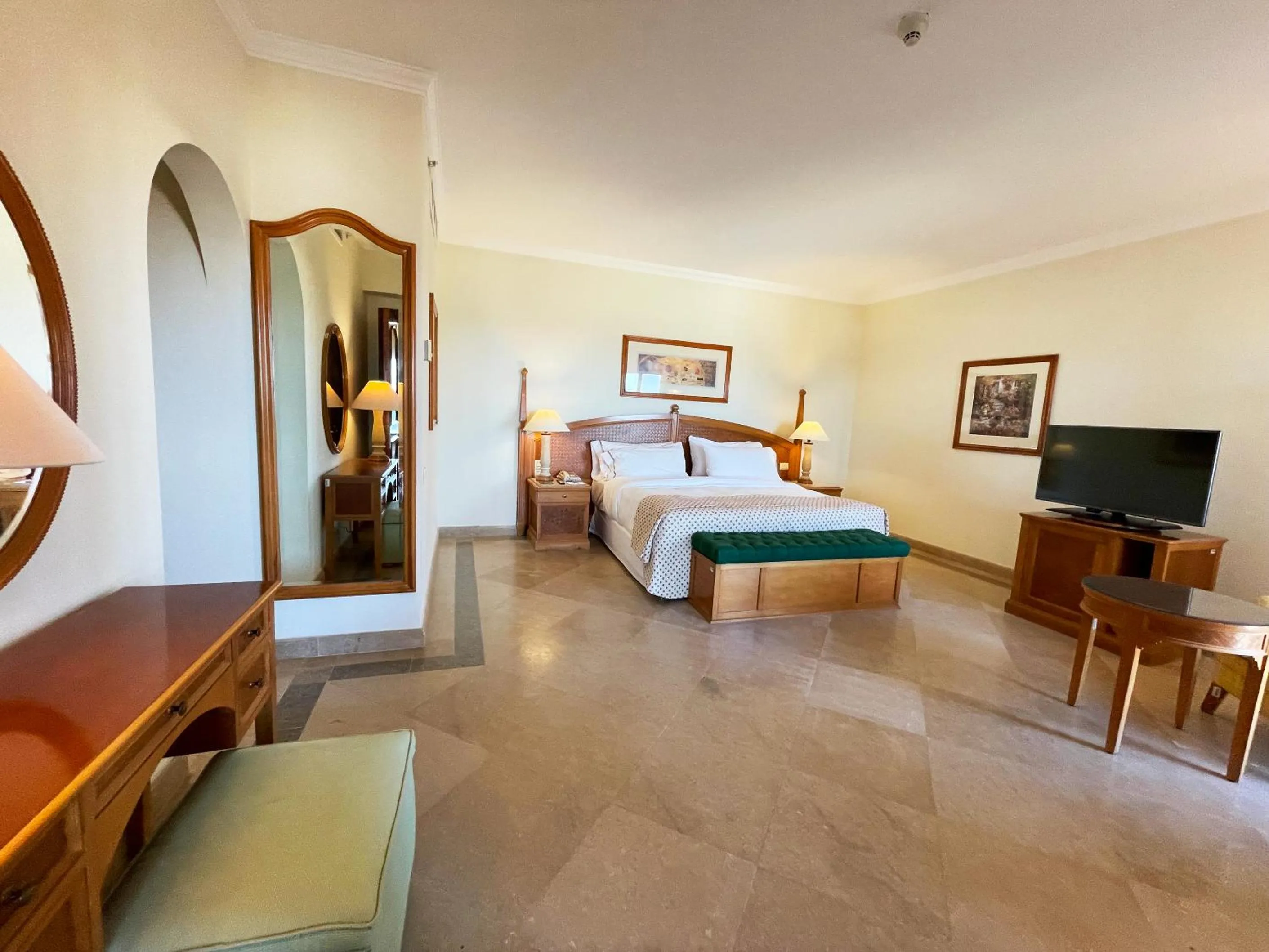 Bed in The Cascades Golf Resort, Spa & Thalasso