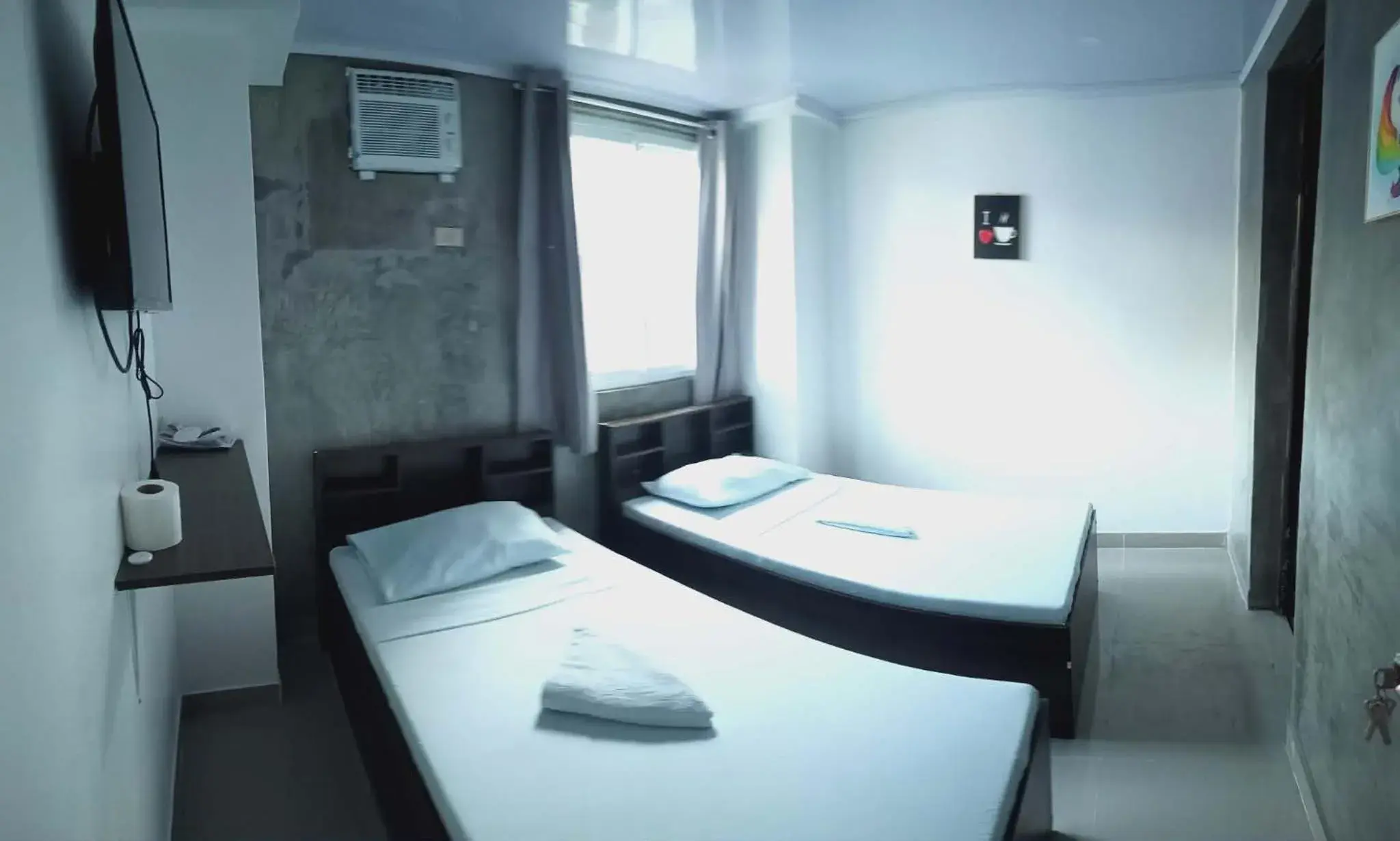 Twin Room in Lola's Lodge Twin Room in Lola's Lodge