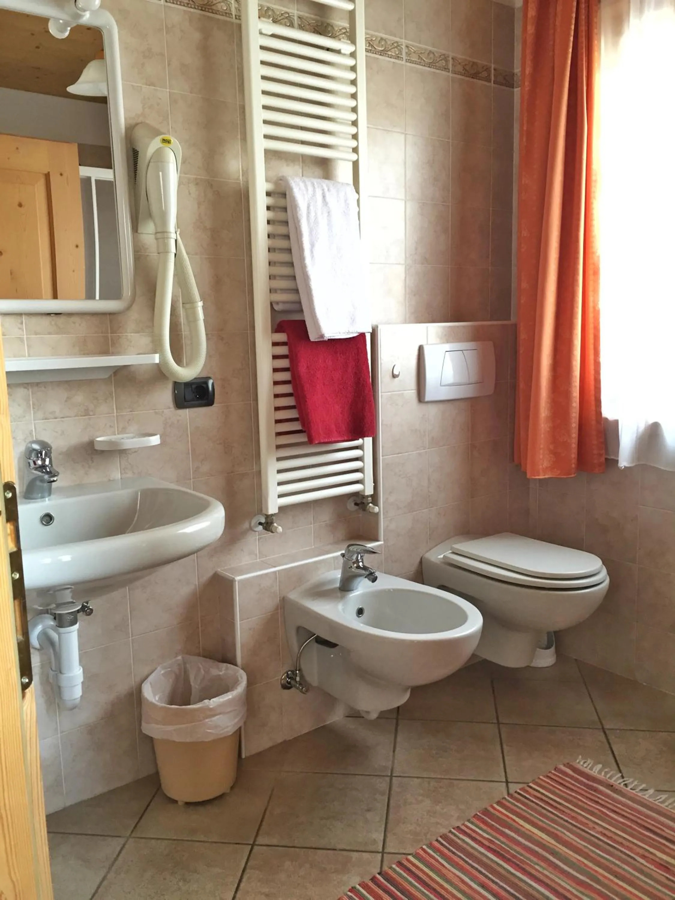 Shower in Bait Ables