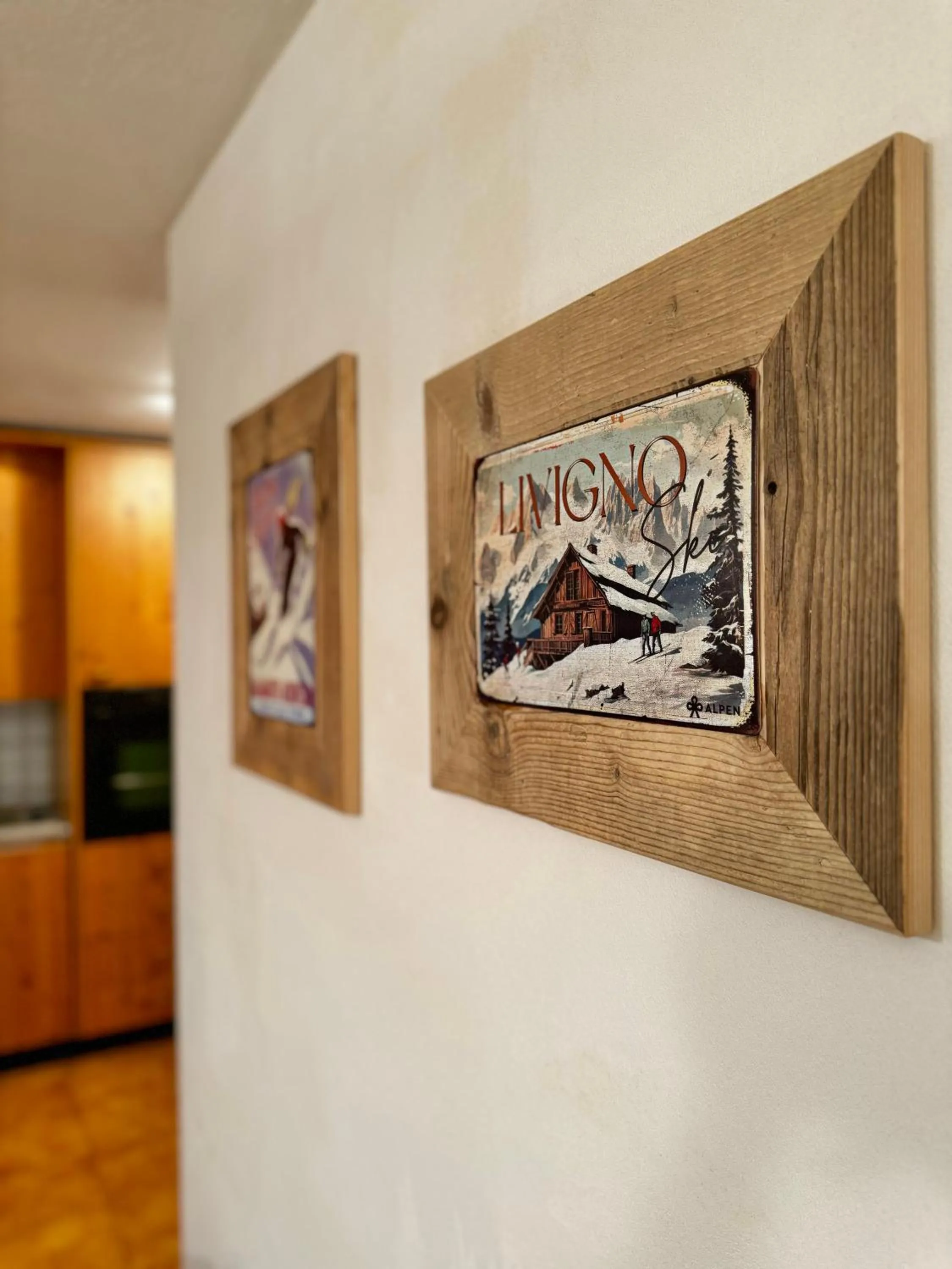 Decorative detail in Bait Ables