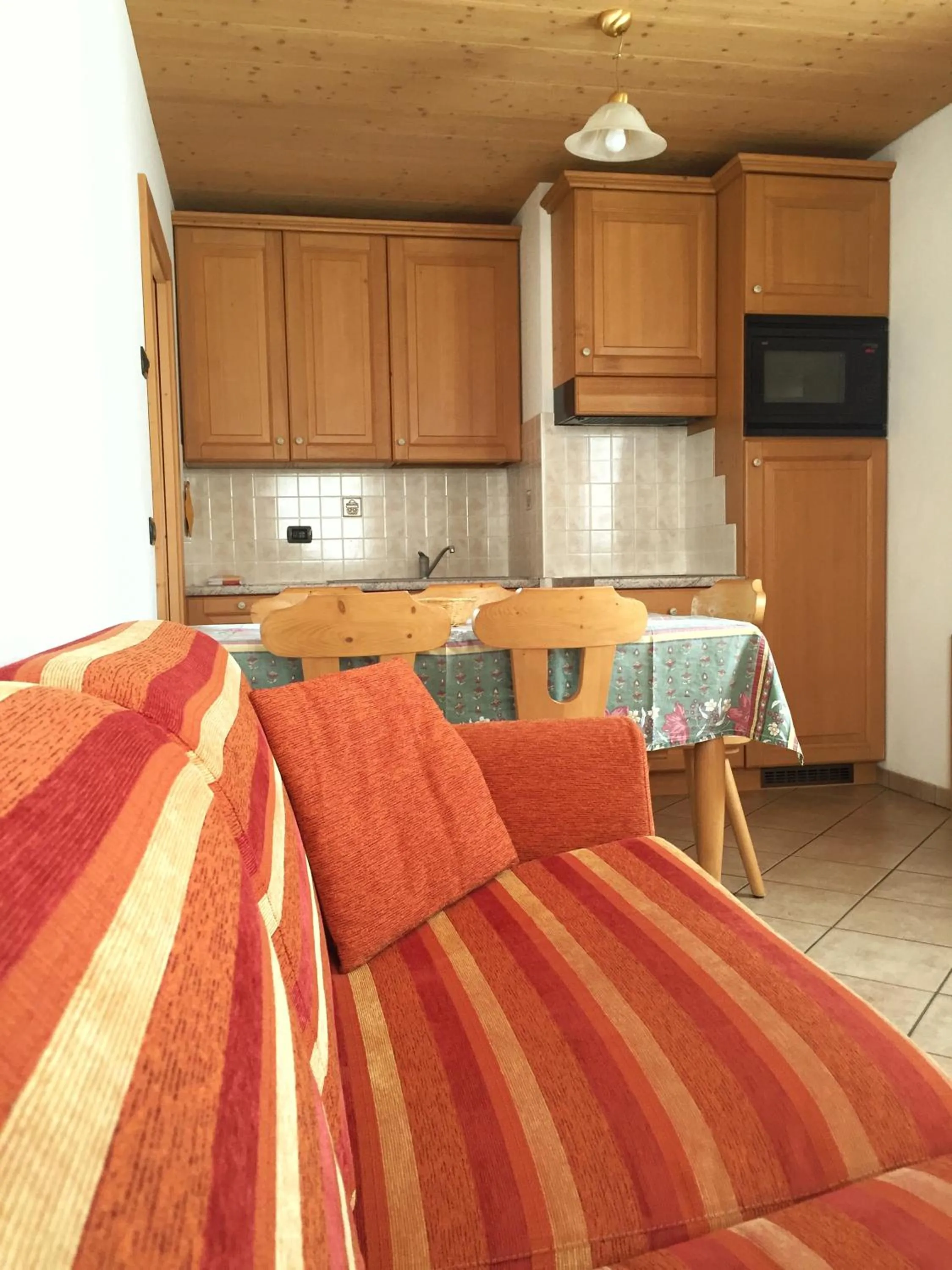 TV and multimedia in Bait Ables