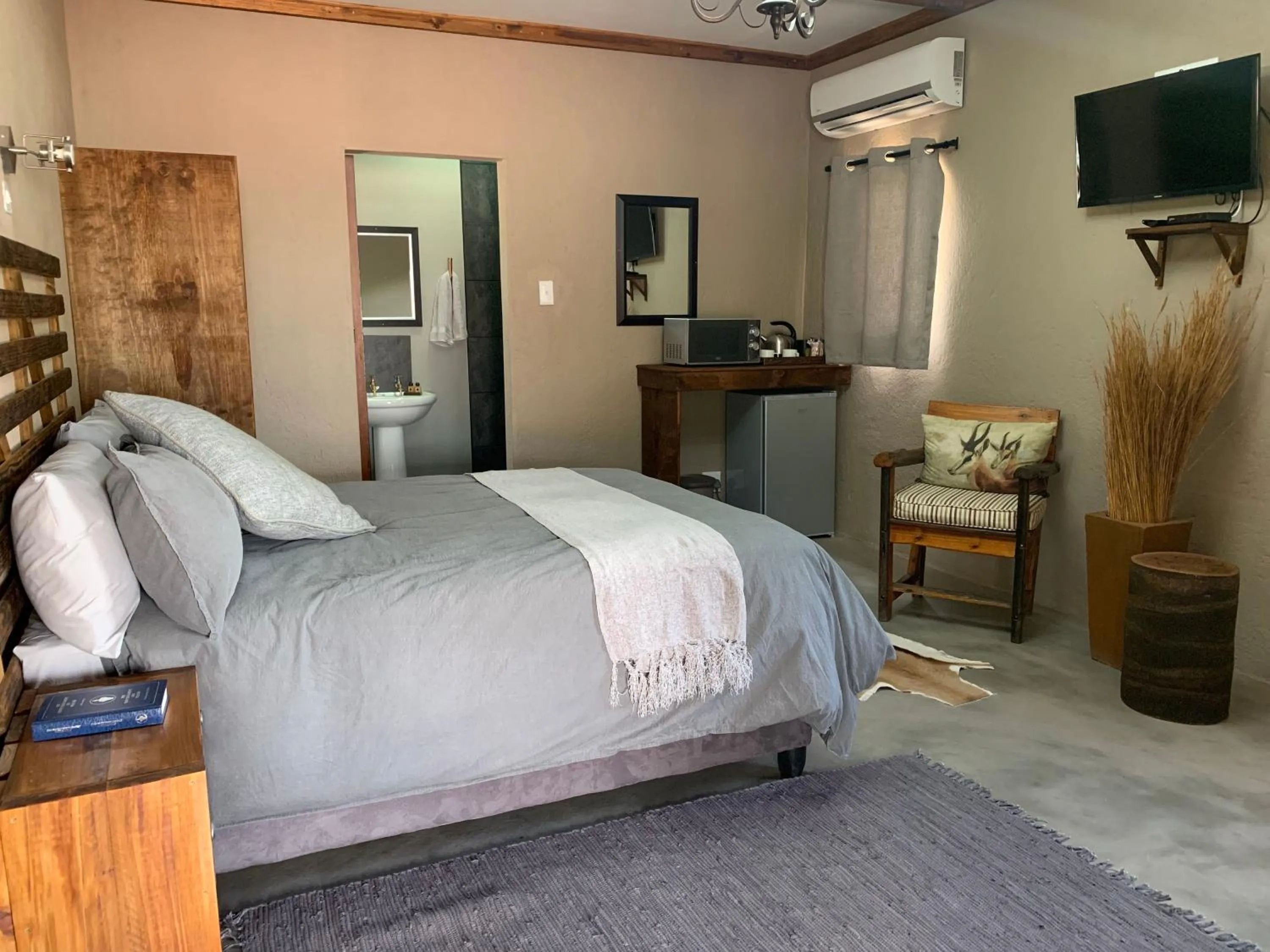 Bed in Country Lodge