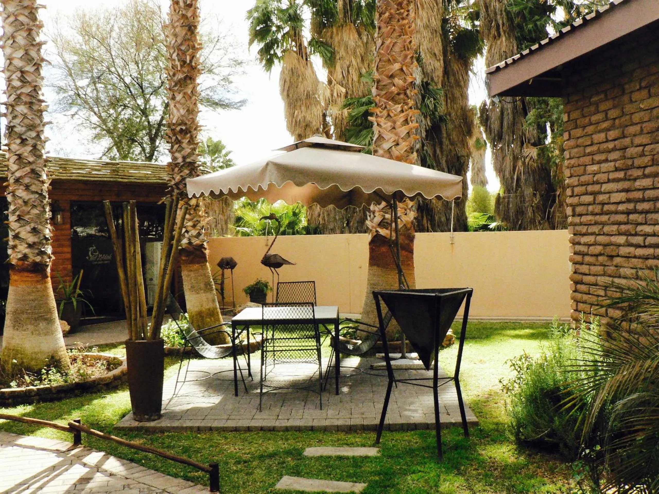 Property building in Country Lodge