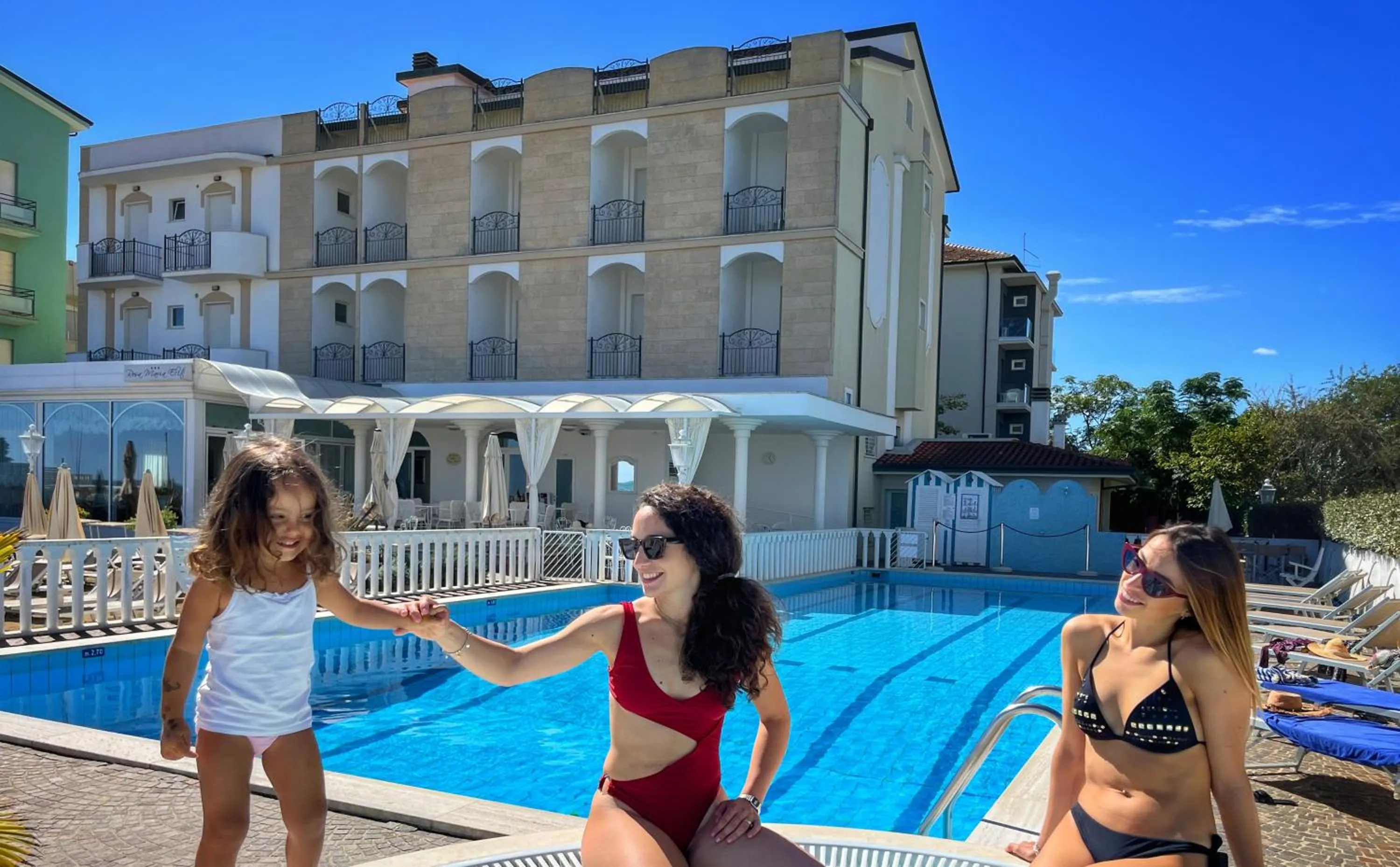 Property building in Hotel Rosa Maria Elite