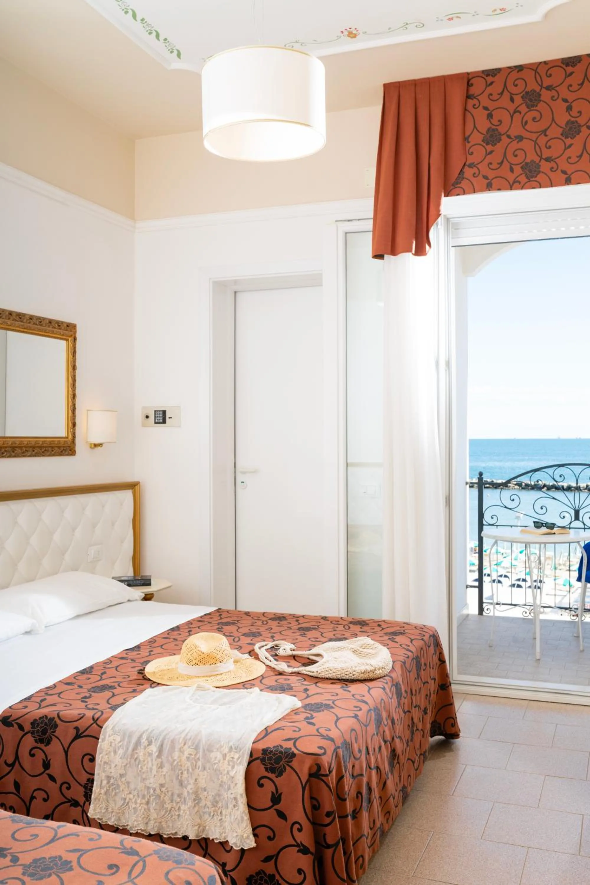 Bedroom in Hotel Rosa Maria Elite