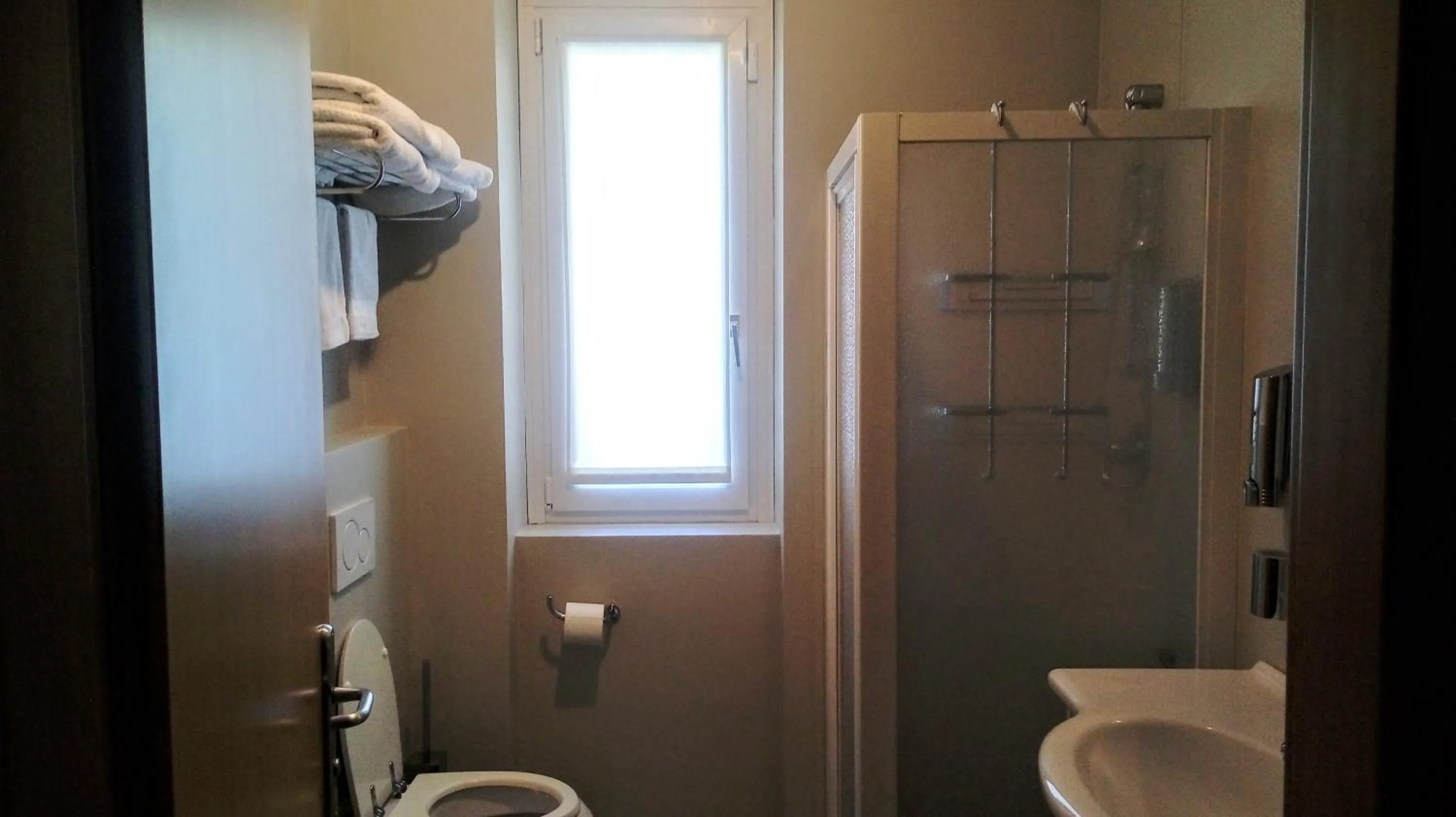 Toilet in Hotel Bezzi