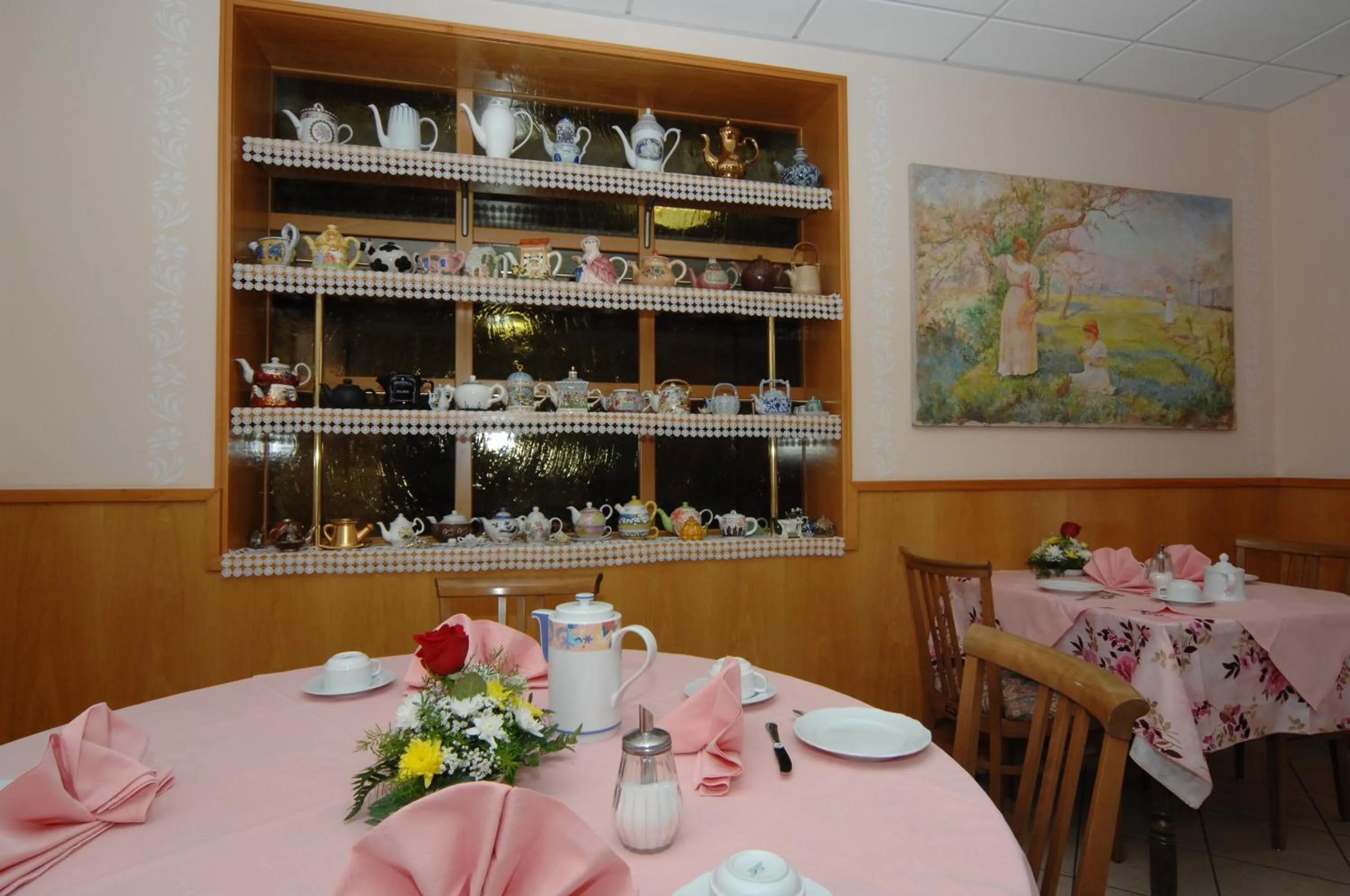 Restaurant/places to eat in Hotel Bezzi