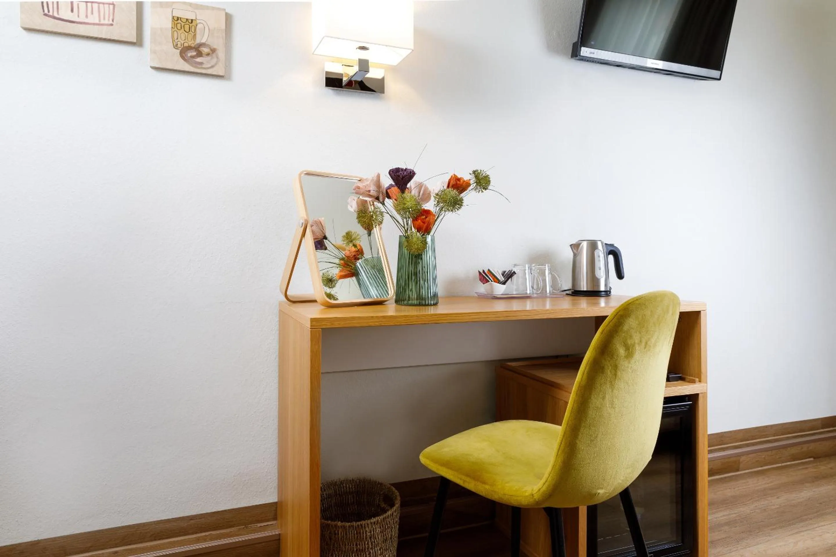 Photo of the whole room in Hotel am Peterstor