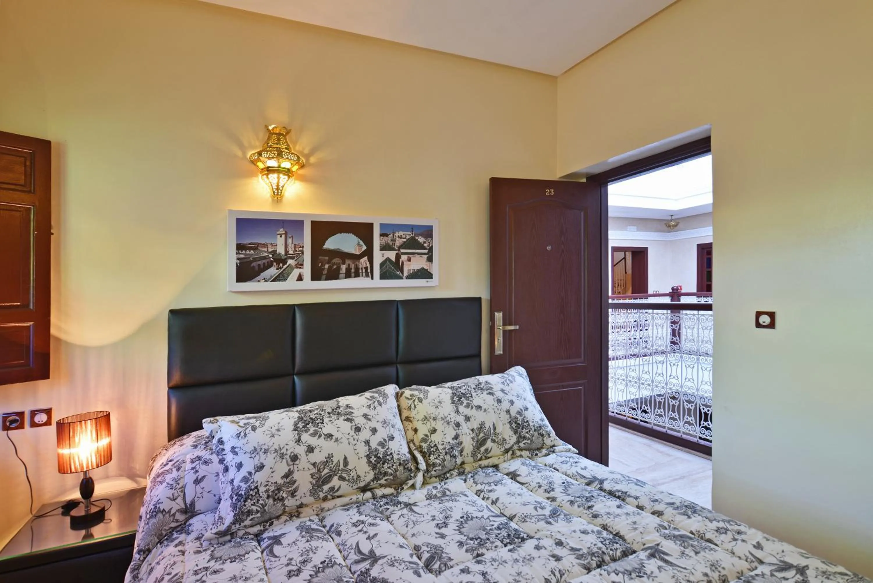 Bed in Hôtel BLUE SKY