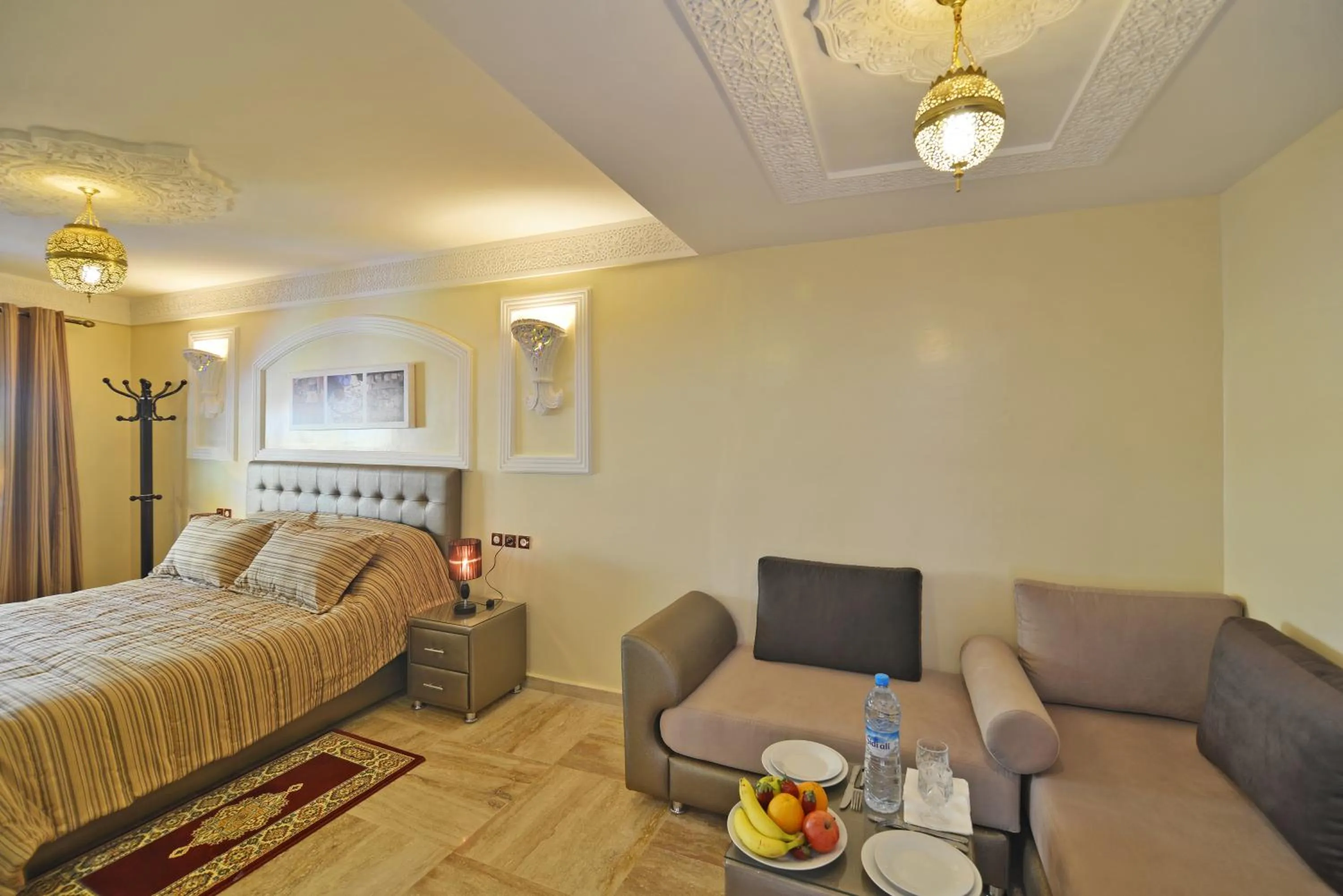 Photo of the whole room in Hôtel BLUE SKY