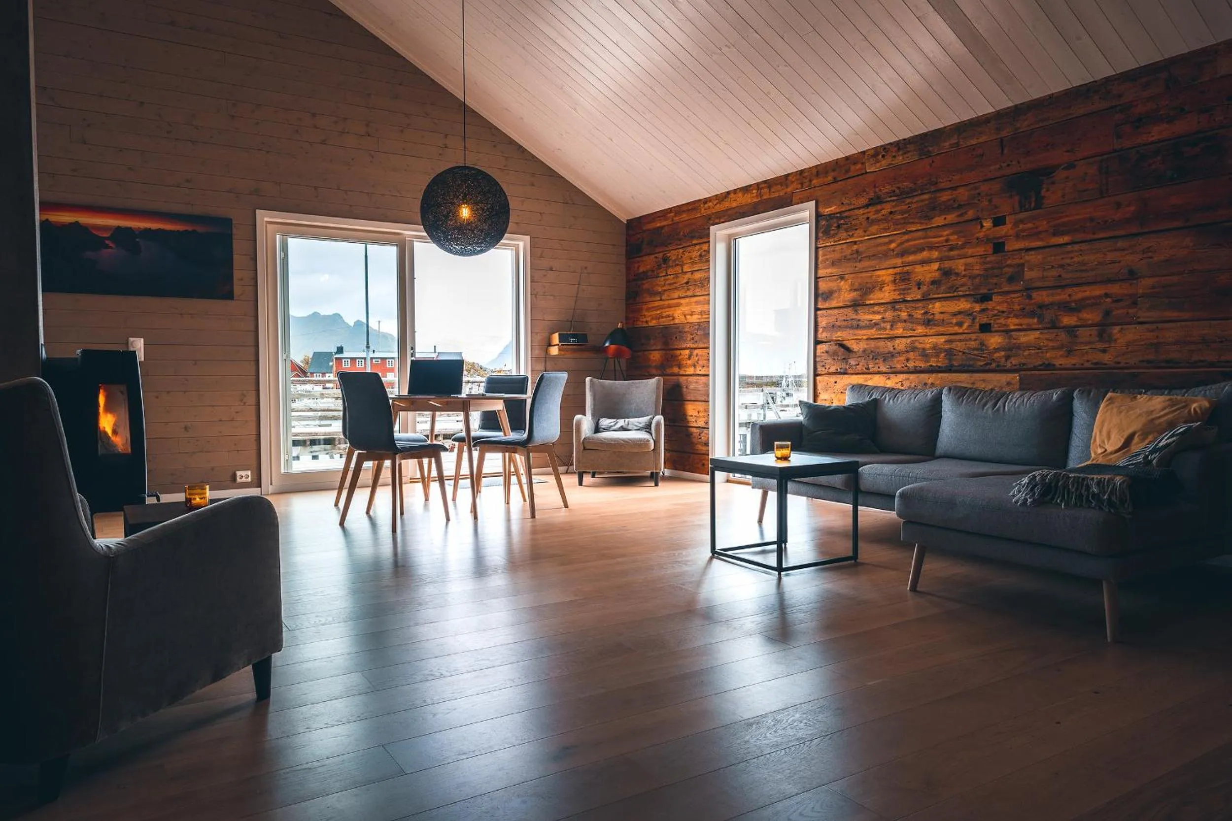 Living room in Hattvika Lodge