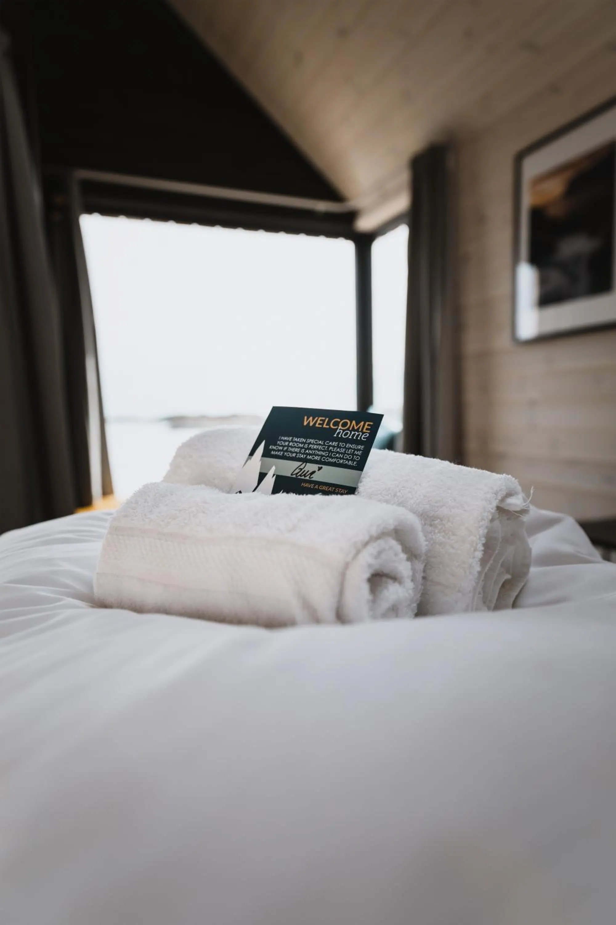 Day, Bed in Hattvika Lodge