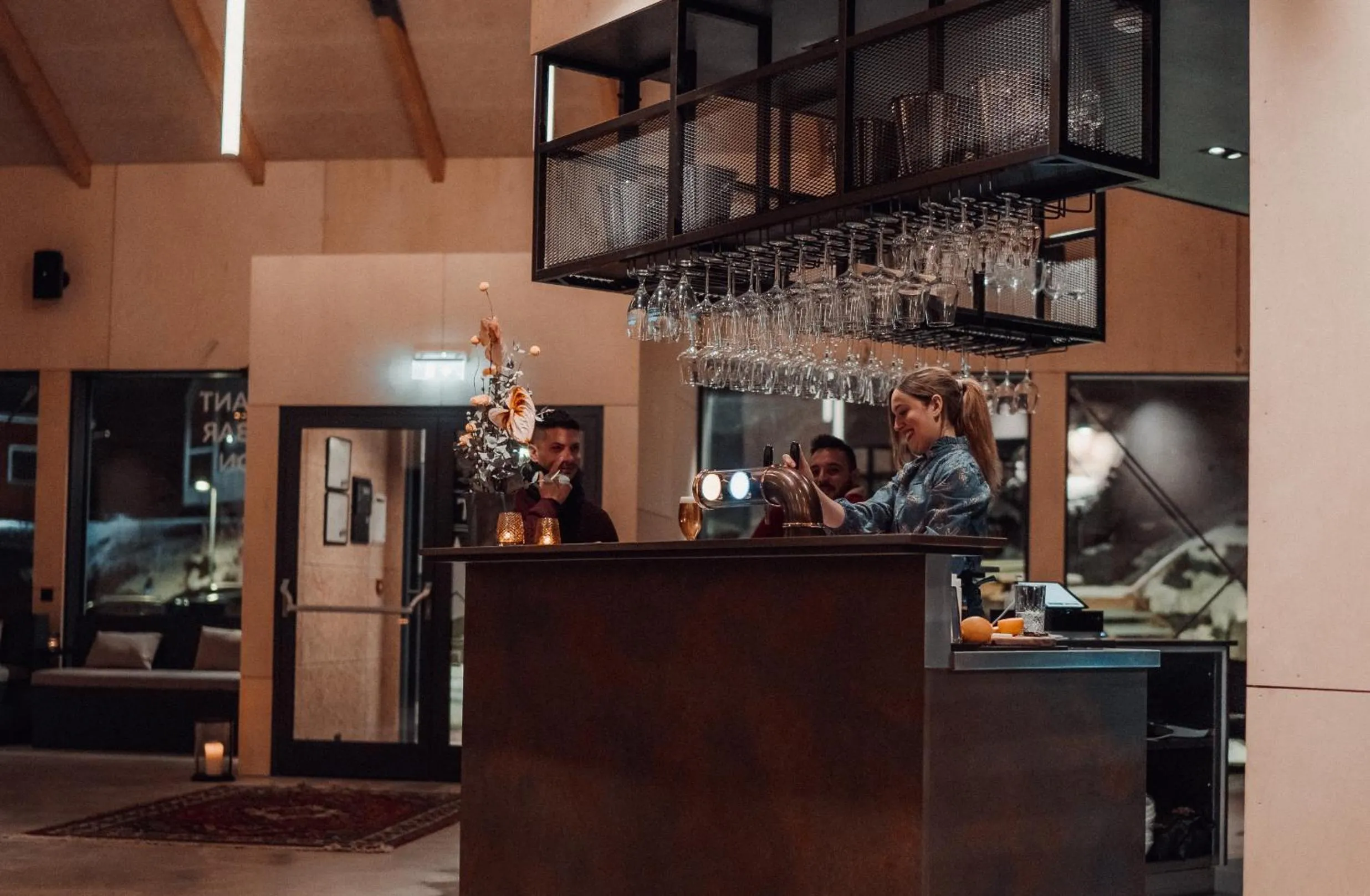 Restaurant/places to eat in Hattvika Lodge