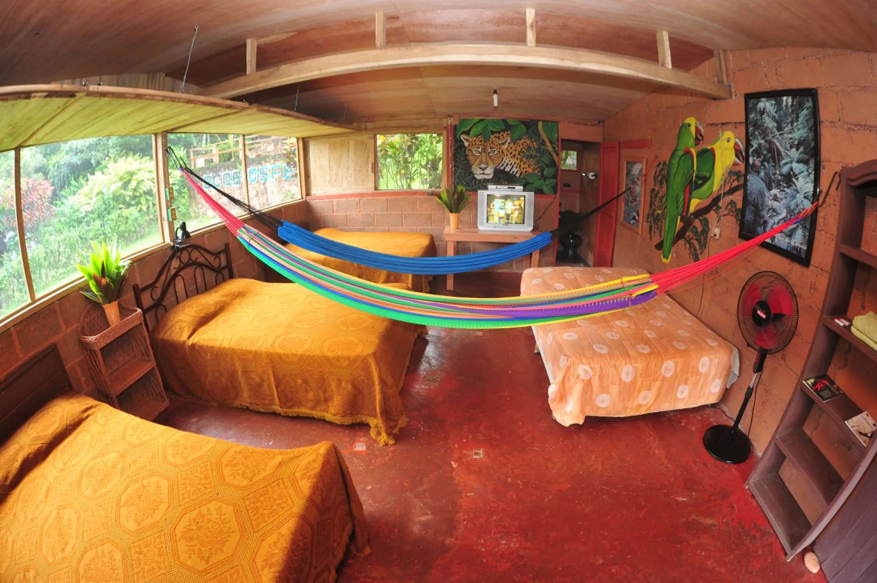 Photo of the whole room in Cabañas Ecobiosfera