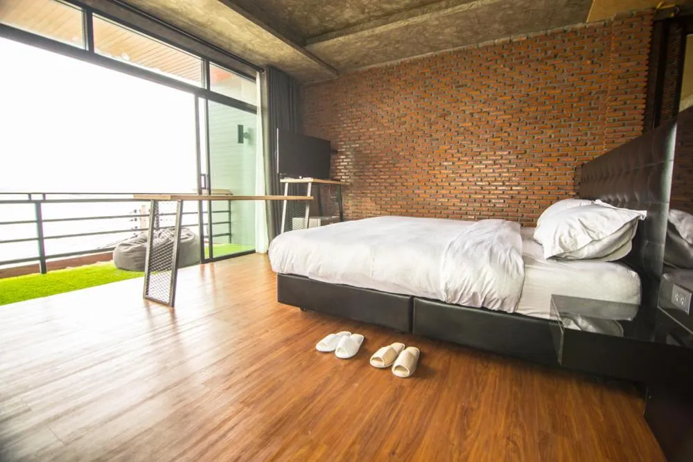 Photo of the whole room, Bed in Bed Loft Cafe