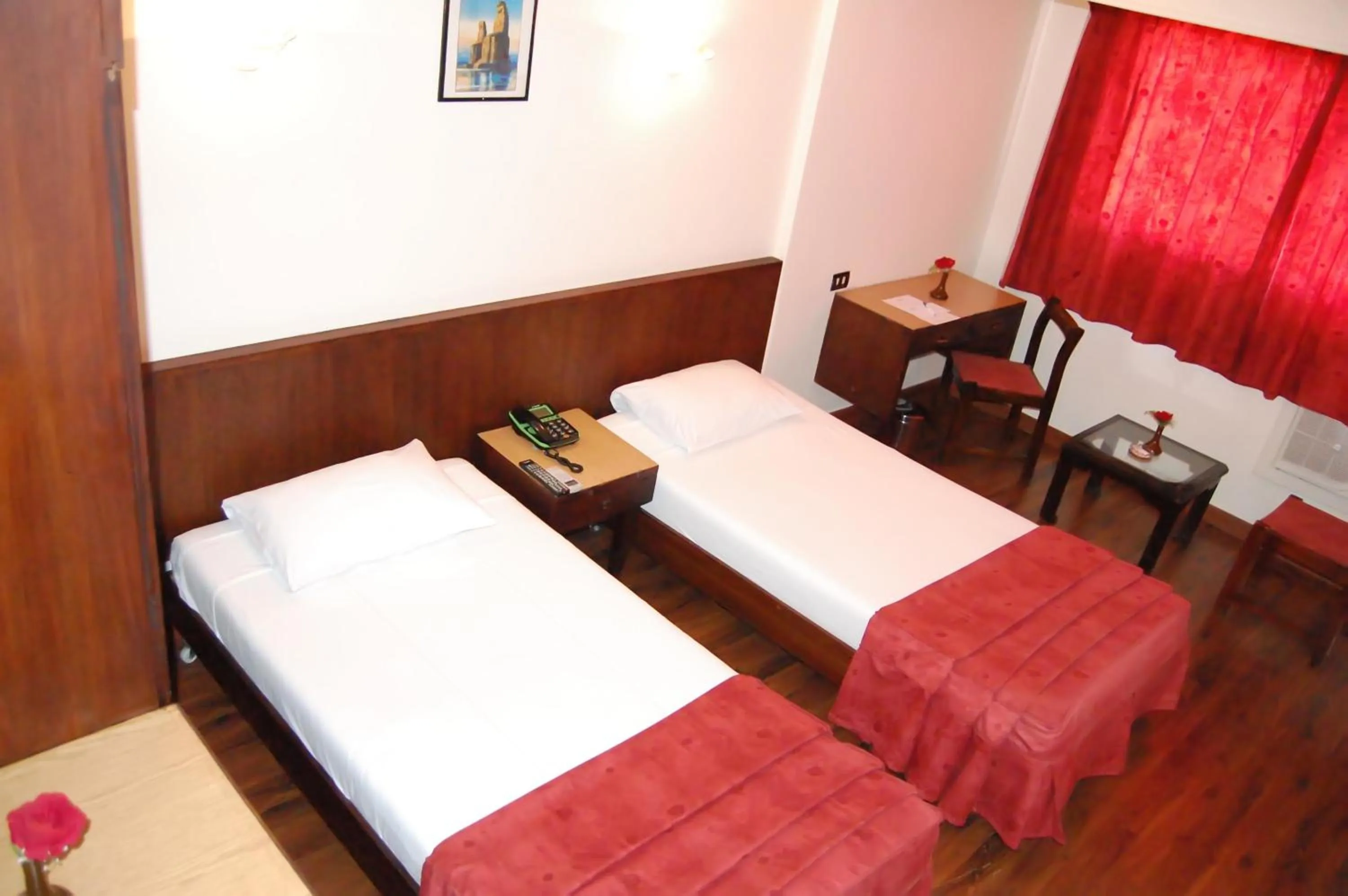 Bed in King Hotel Cairo