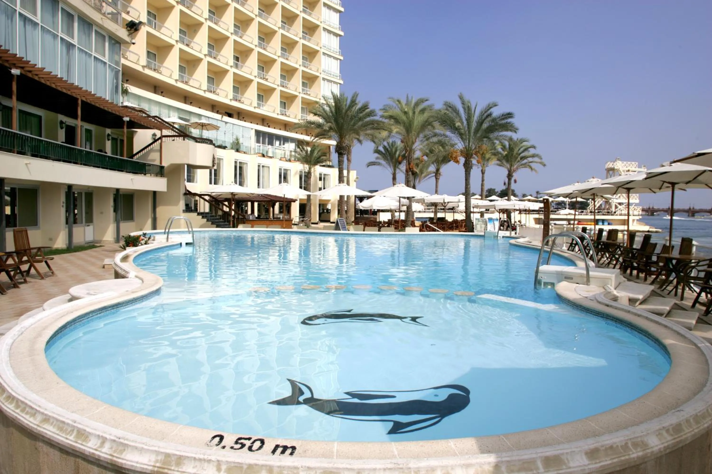 Swimming pool in Helnan Royal Palestine Hotel - Montazah Gardens
