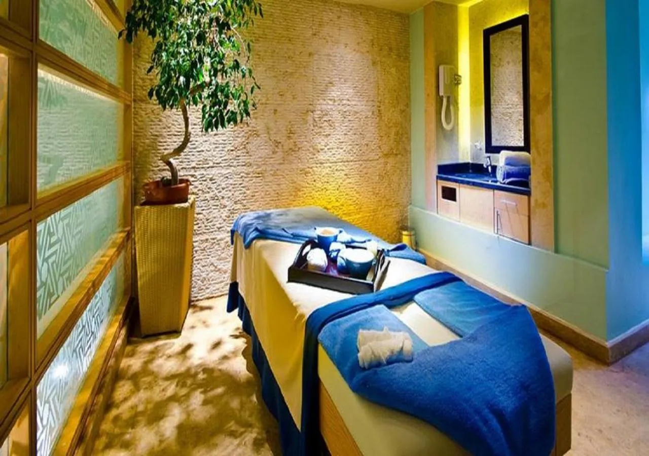 Spa and wellness centre/facilities in Helnan Royal Palestine Hotel - Montazah Gardens