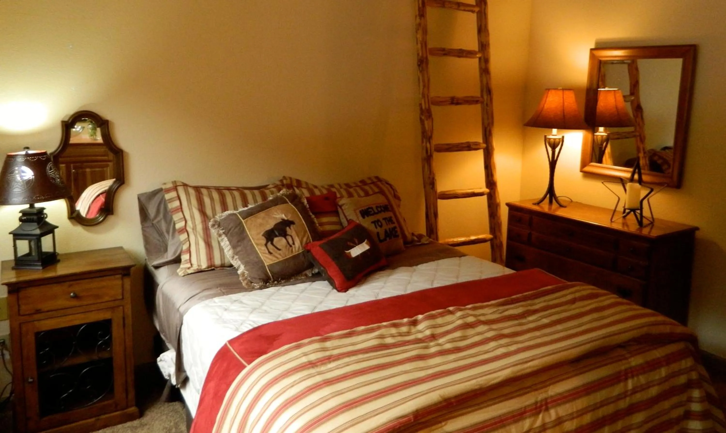 Bed in The Silver Lake Lodge - Adults Only