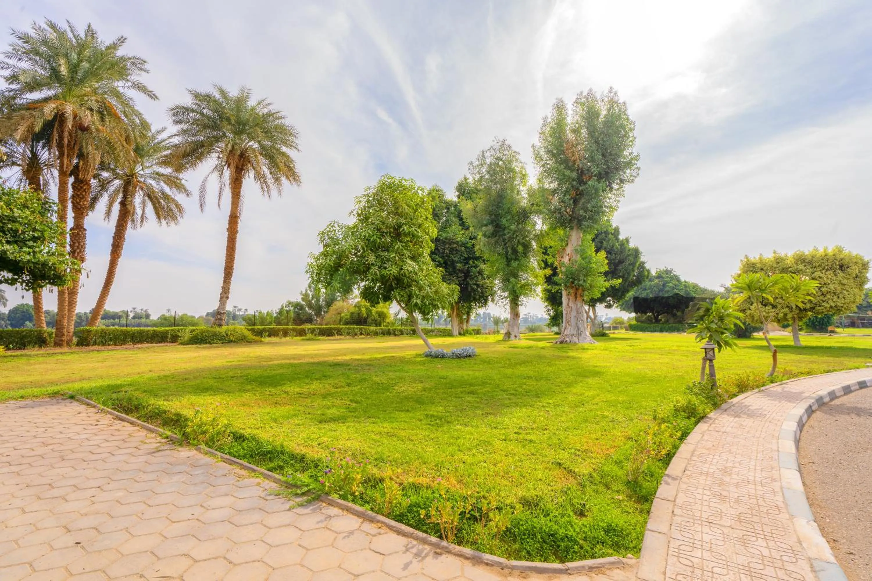 Garden in Jolie Ville Hotel & Spa Kings Island Luxor