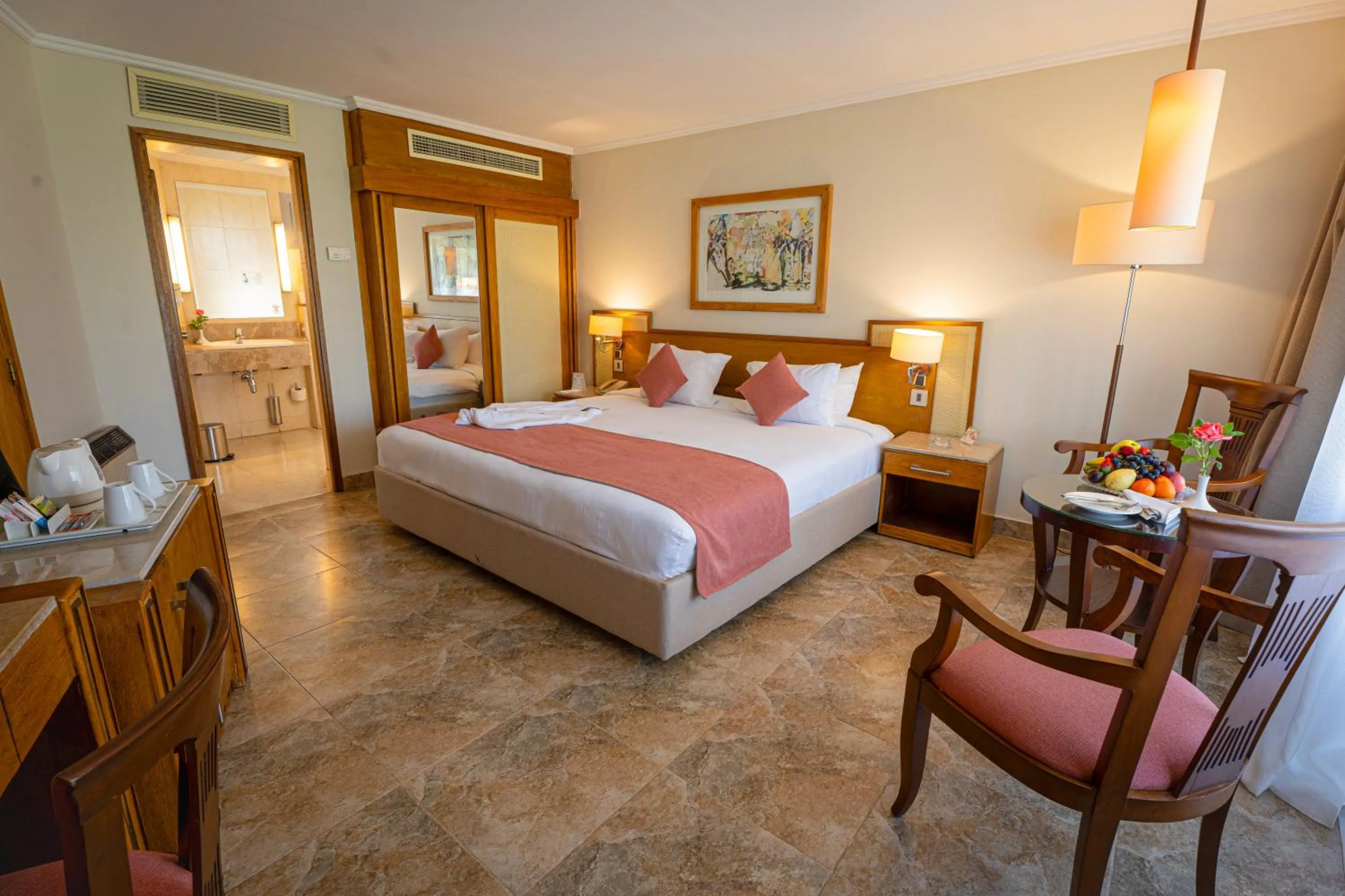 Bed in Jolie Ville Hotel & Spa Kings Island Luxor