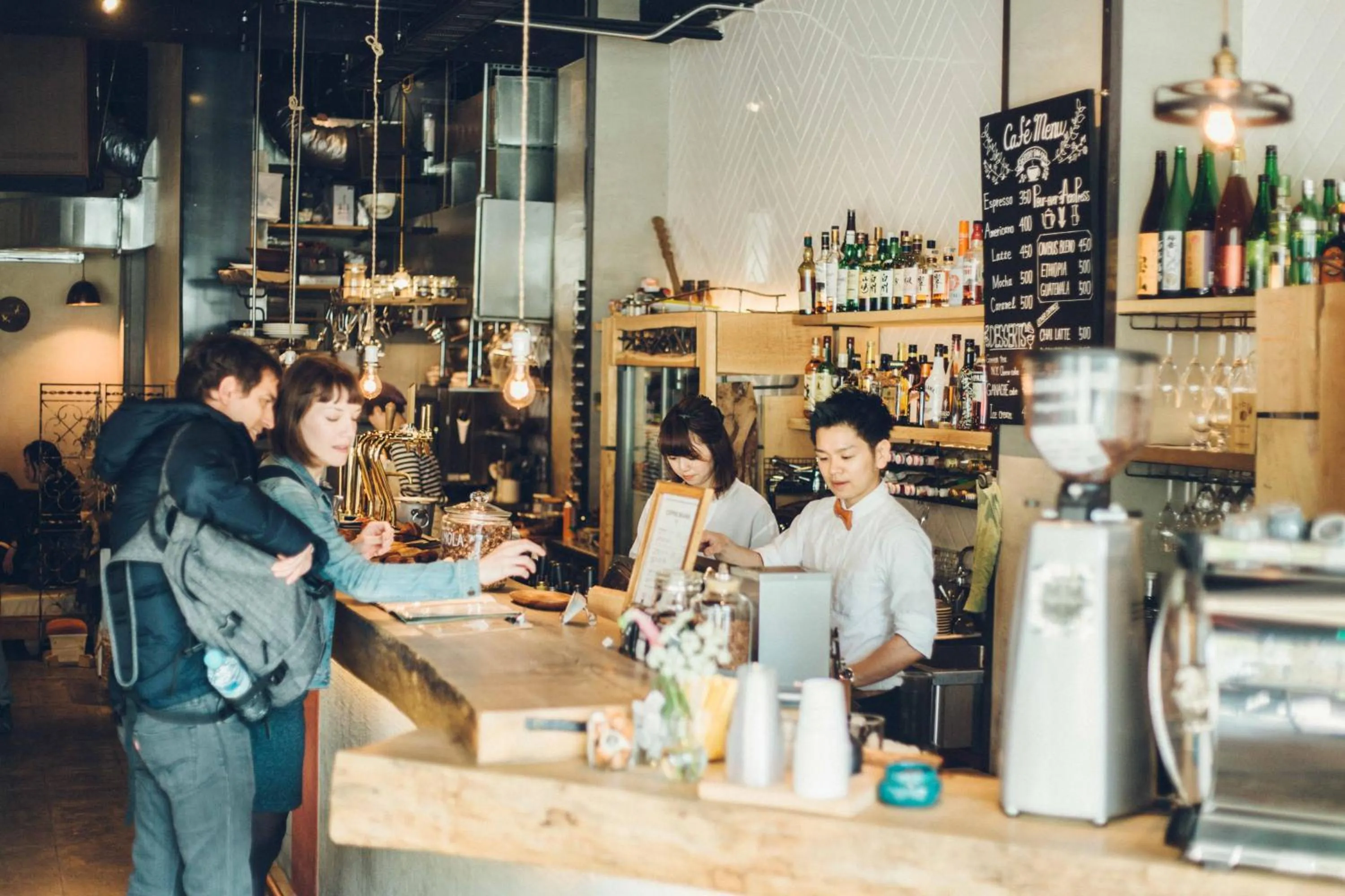 Lounge or bar in Len Kyoto Kawaramachi