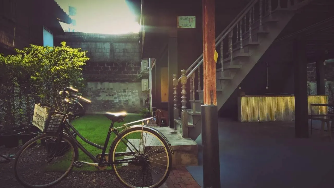 Property building in Pickbaan