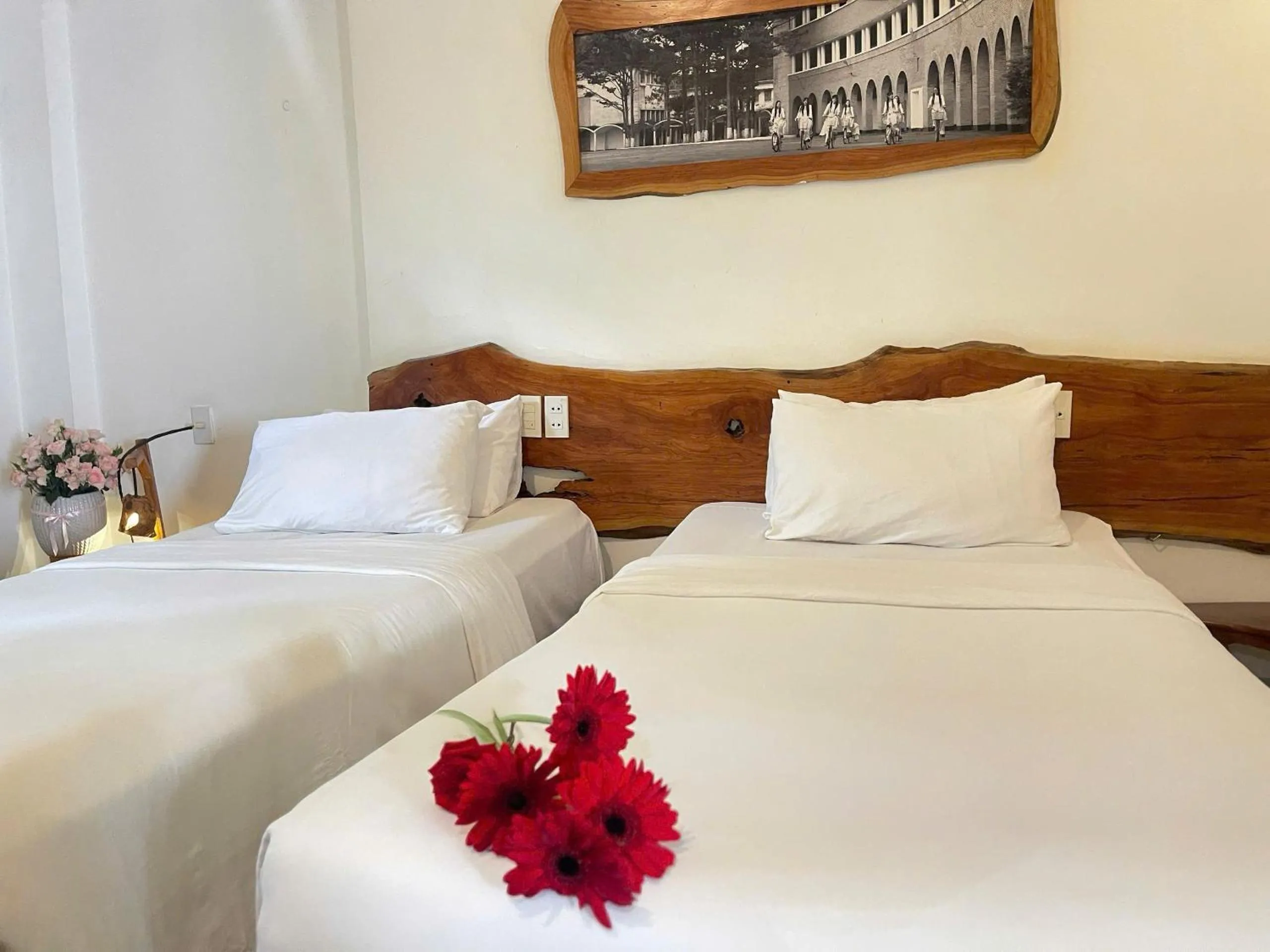 Bed in Stop and Go Boutique Hotel