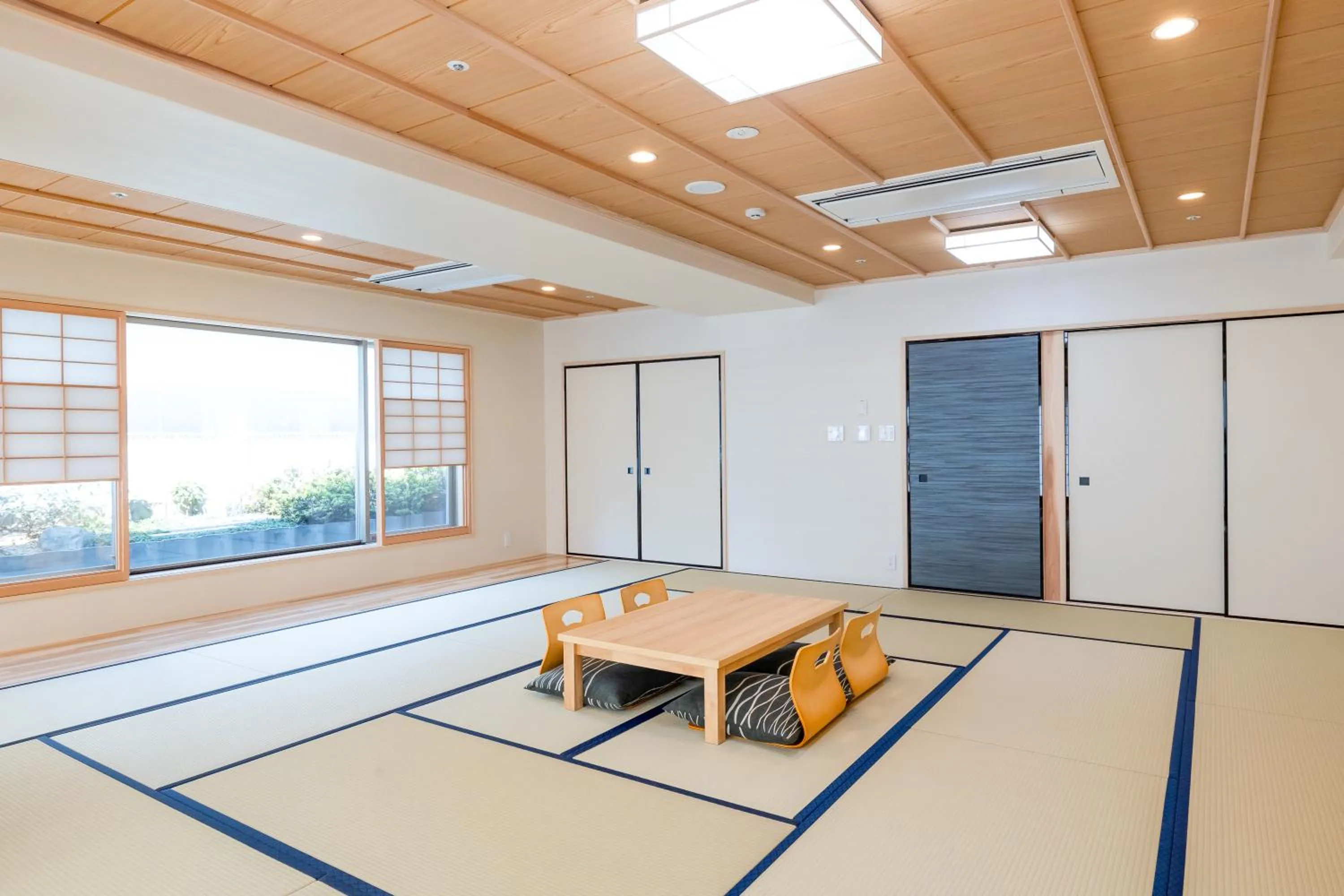 Photo of the whole room in Ryokan Ginkaku Kyoto