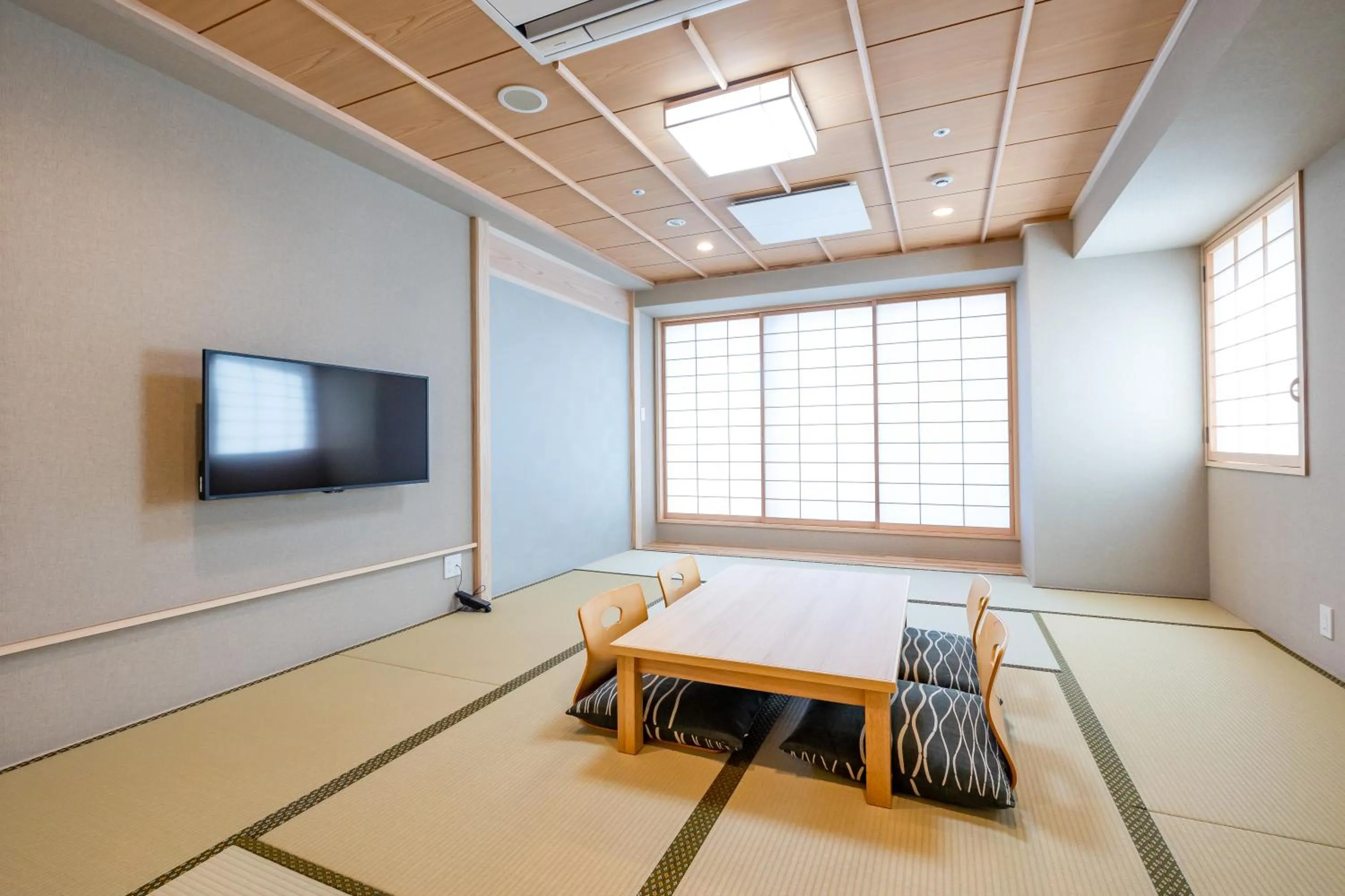 Photo of the whole room in Ryokan Ginkaku Kyoto