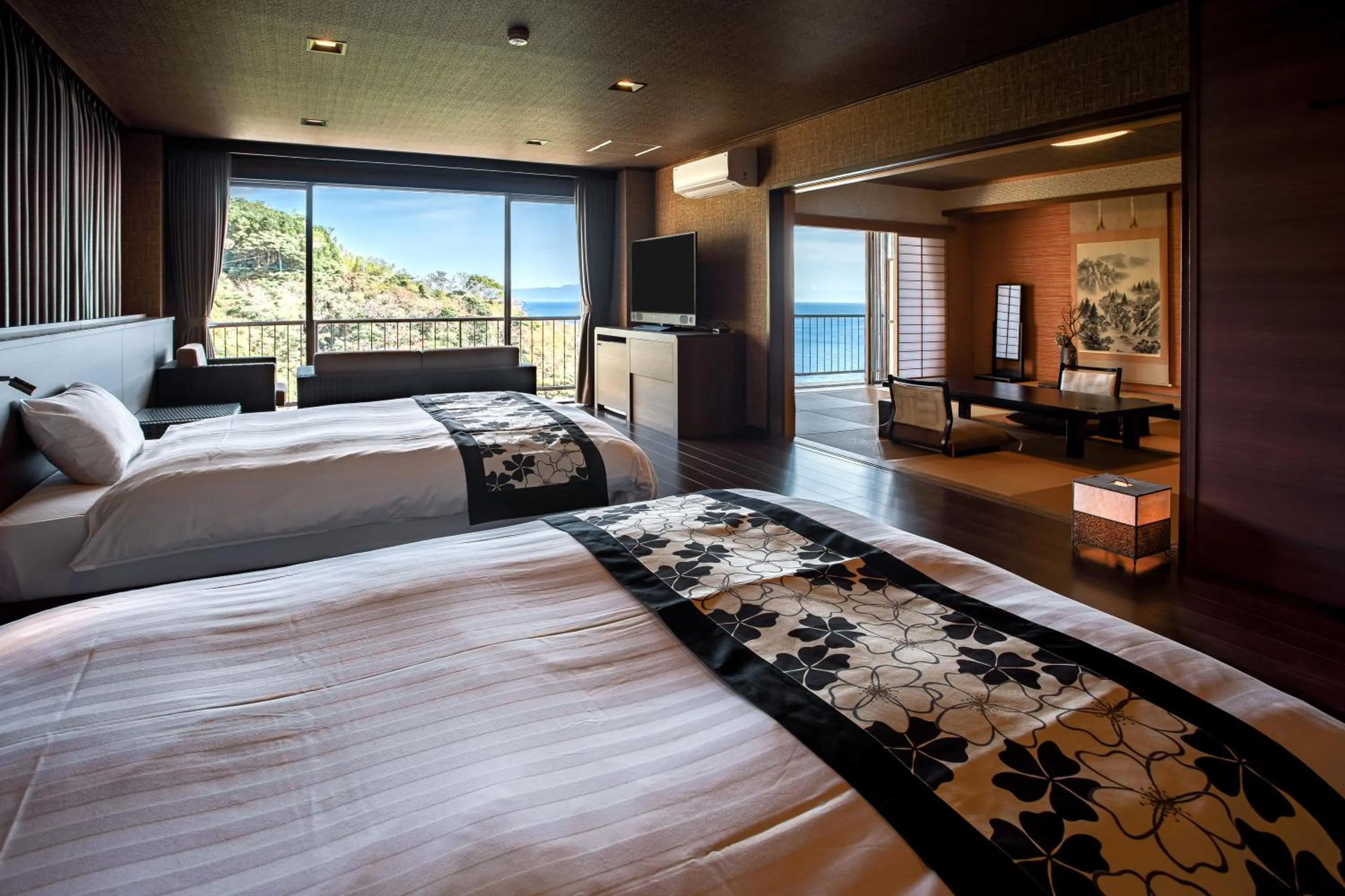 Bed in Atagawa Prince Hotel