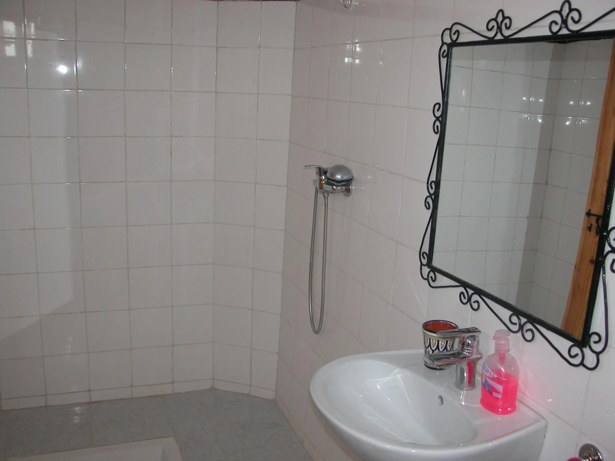 Bathroom in Kasbah Petit Nomade