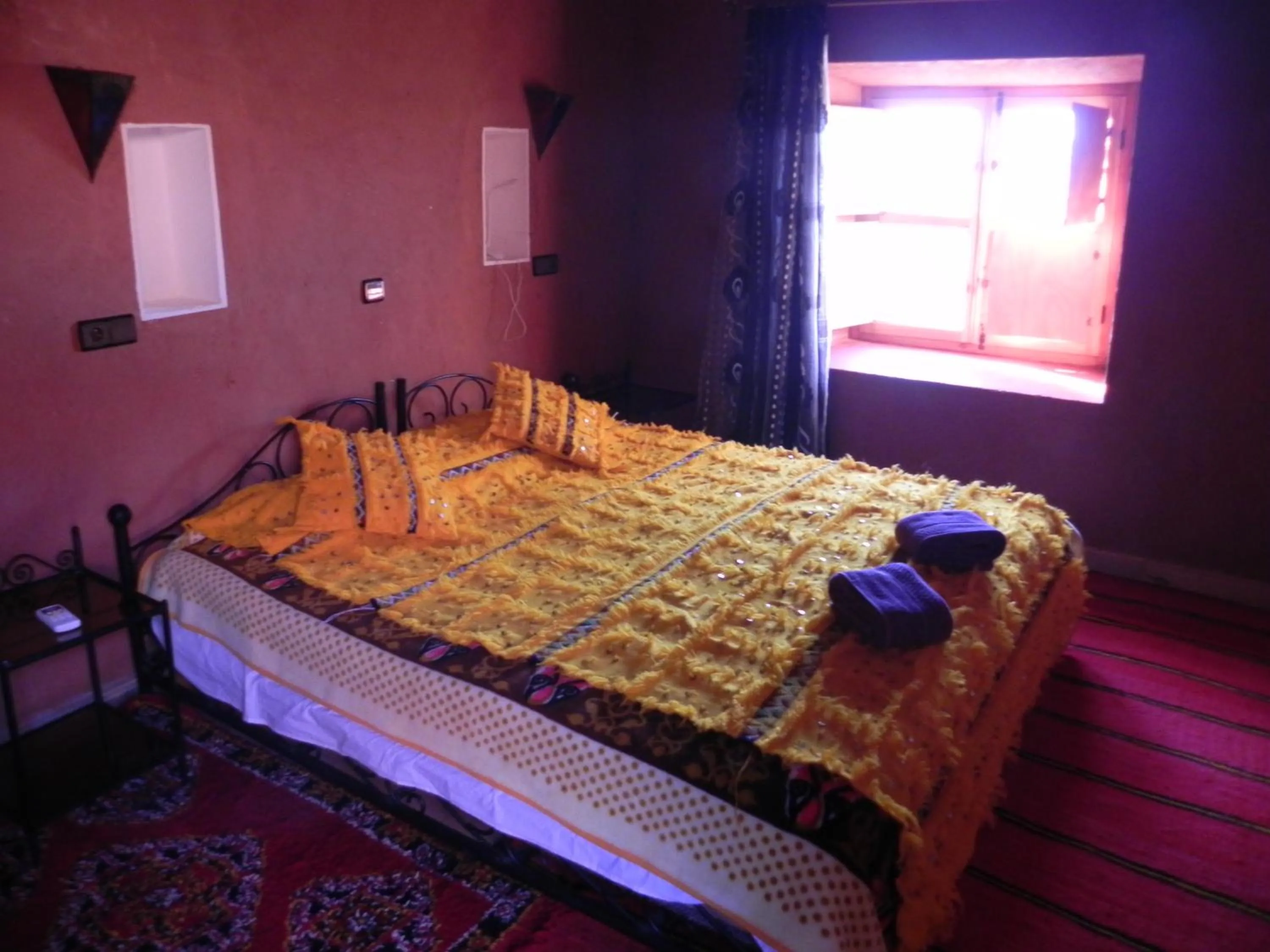 Bed in Kasbah Petit Nomade