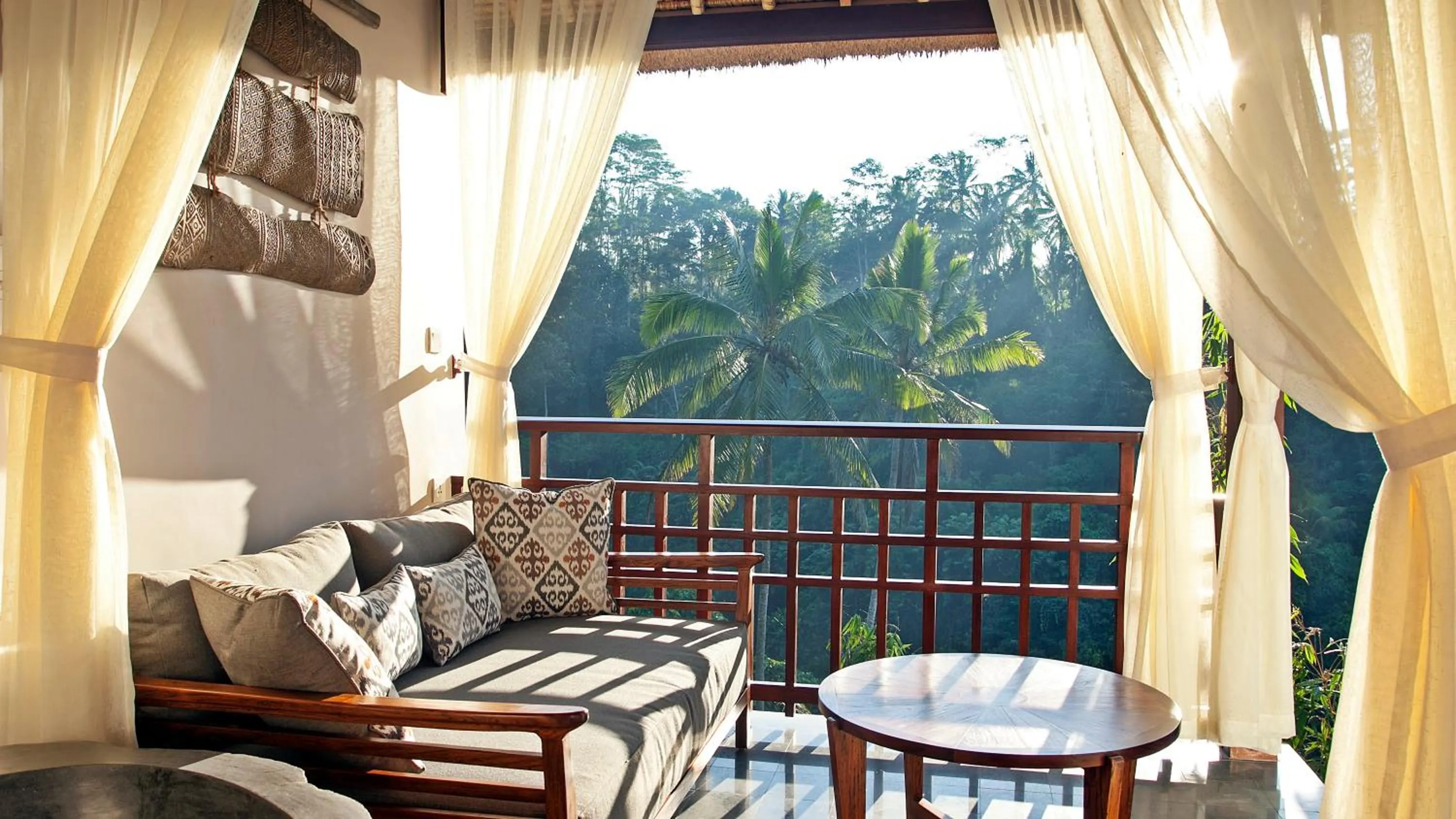 Balcony/Terrace in Tejaprana Resort & Spa